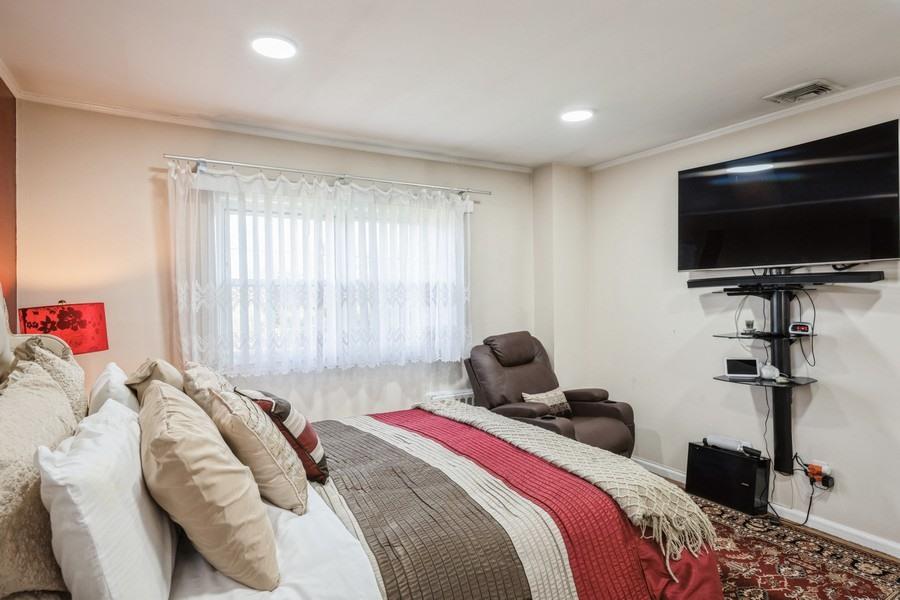 #15 photo, 178 Gerhard Road, Plainview , NY 11803