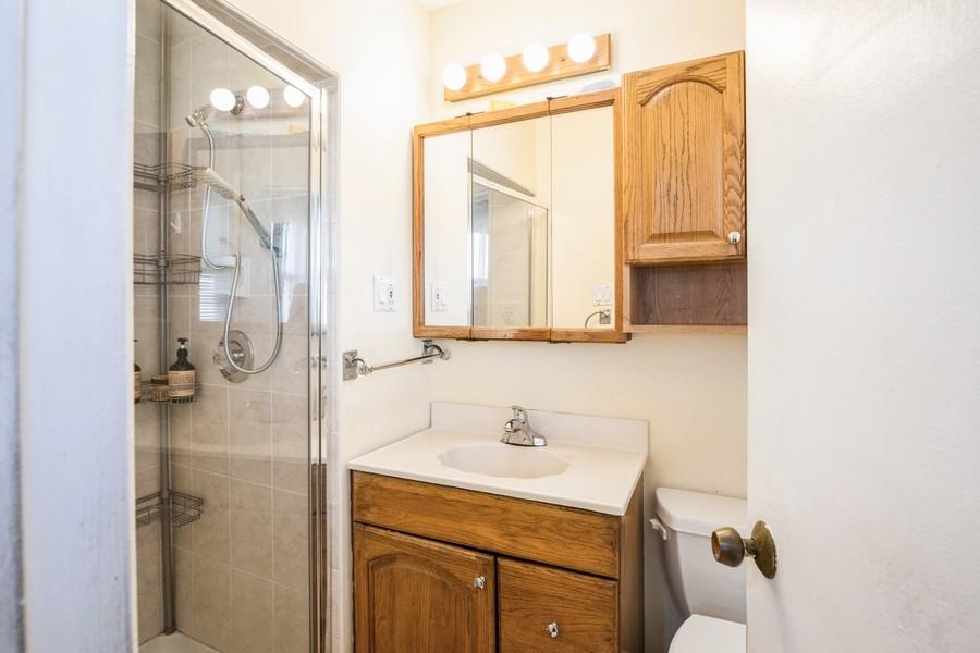 #19 photo, 178 Gerhard Road, Plainview , NY 11803