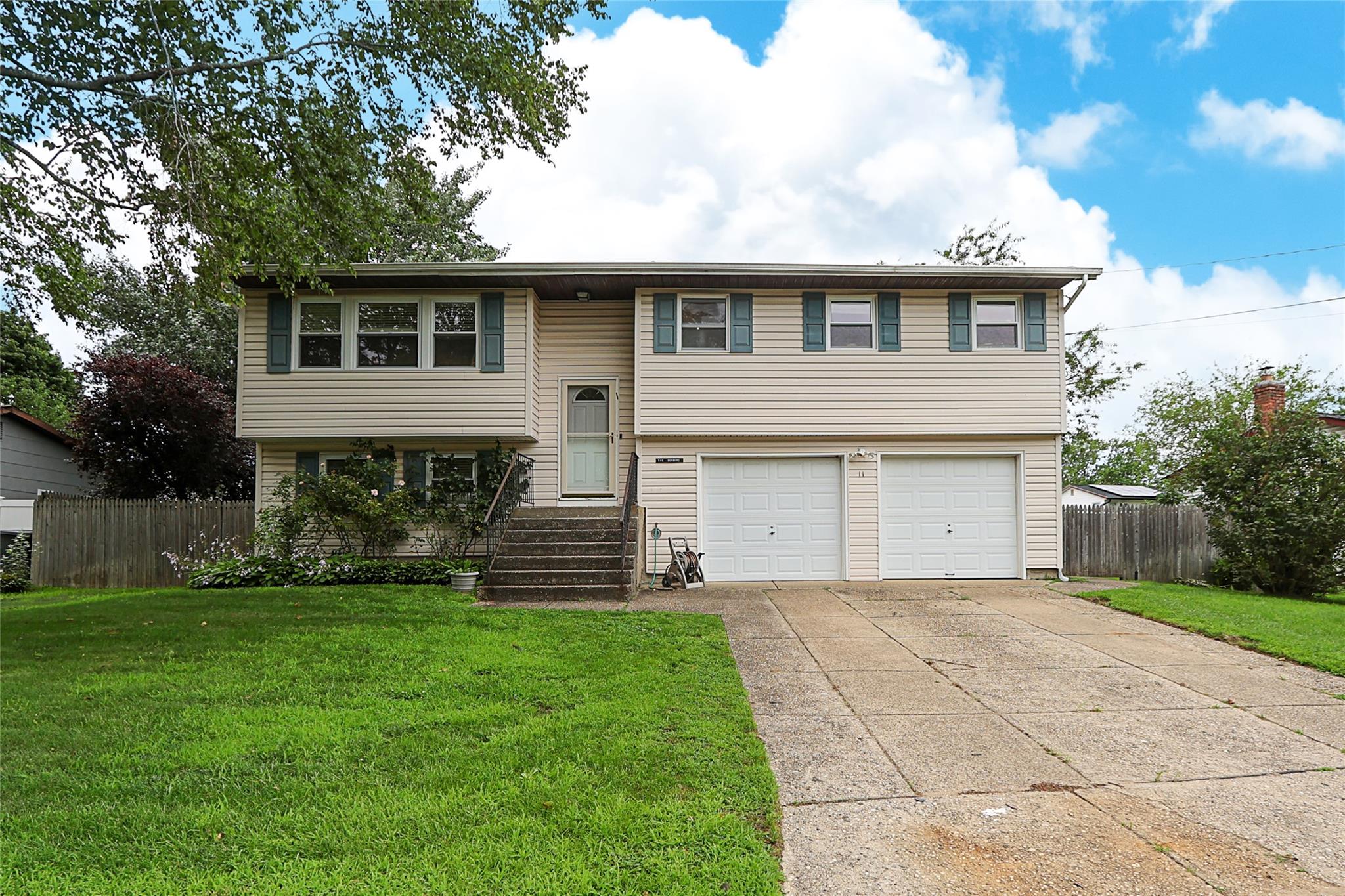 #1 photo, 11 Pearl Street, 東長島 Holbrook , NY 11741