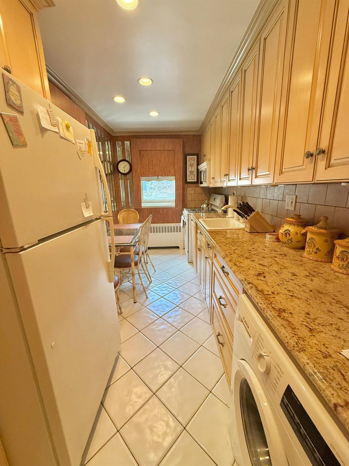 #1 photo, 25215 60 Avenue, 皇后區 小頸 Little Neck , NY 11362
