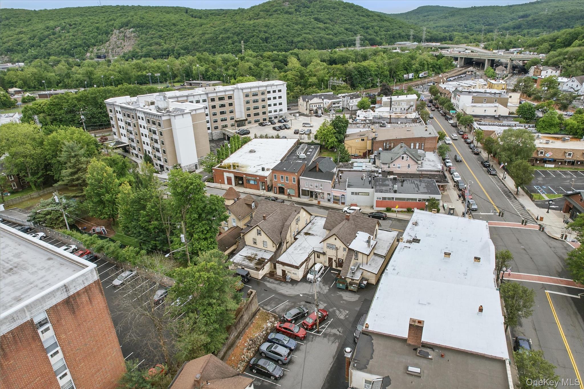 #6 photo, 20-28 Chestnut Street, Suffern , NY 10901