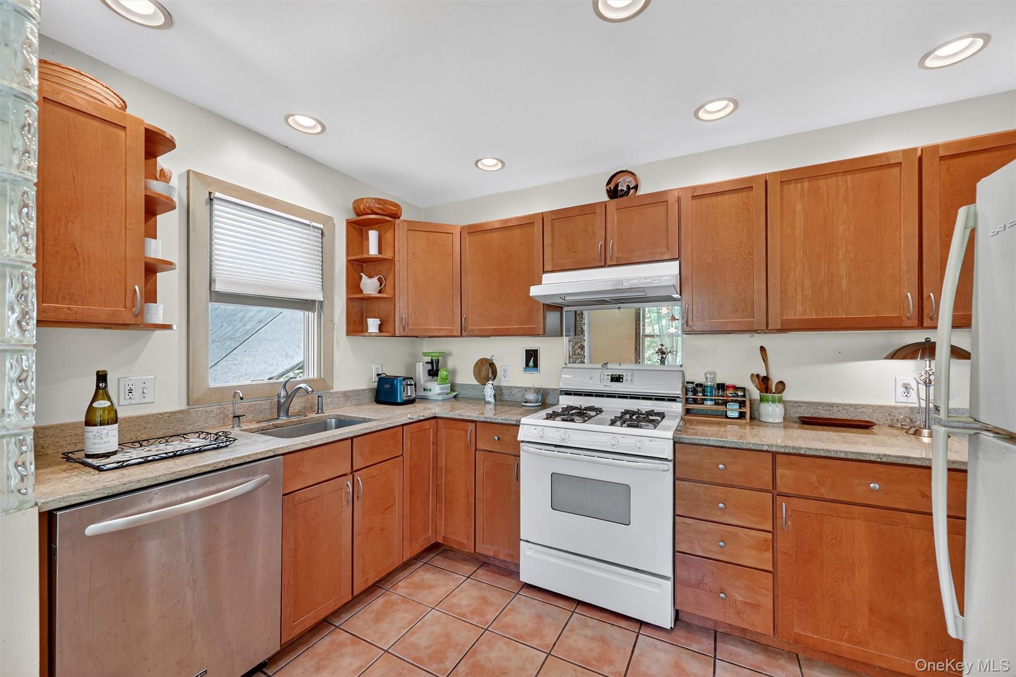 #15 photo, 17 Merriewold Lane, Monroe , NY 10950