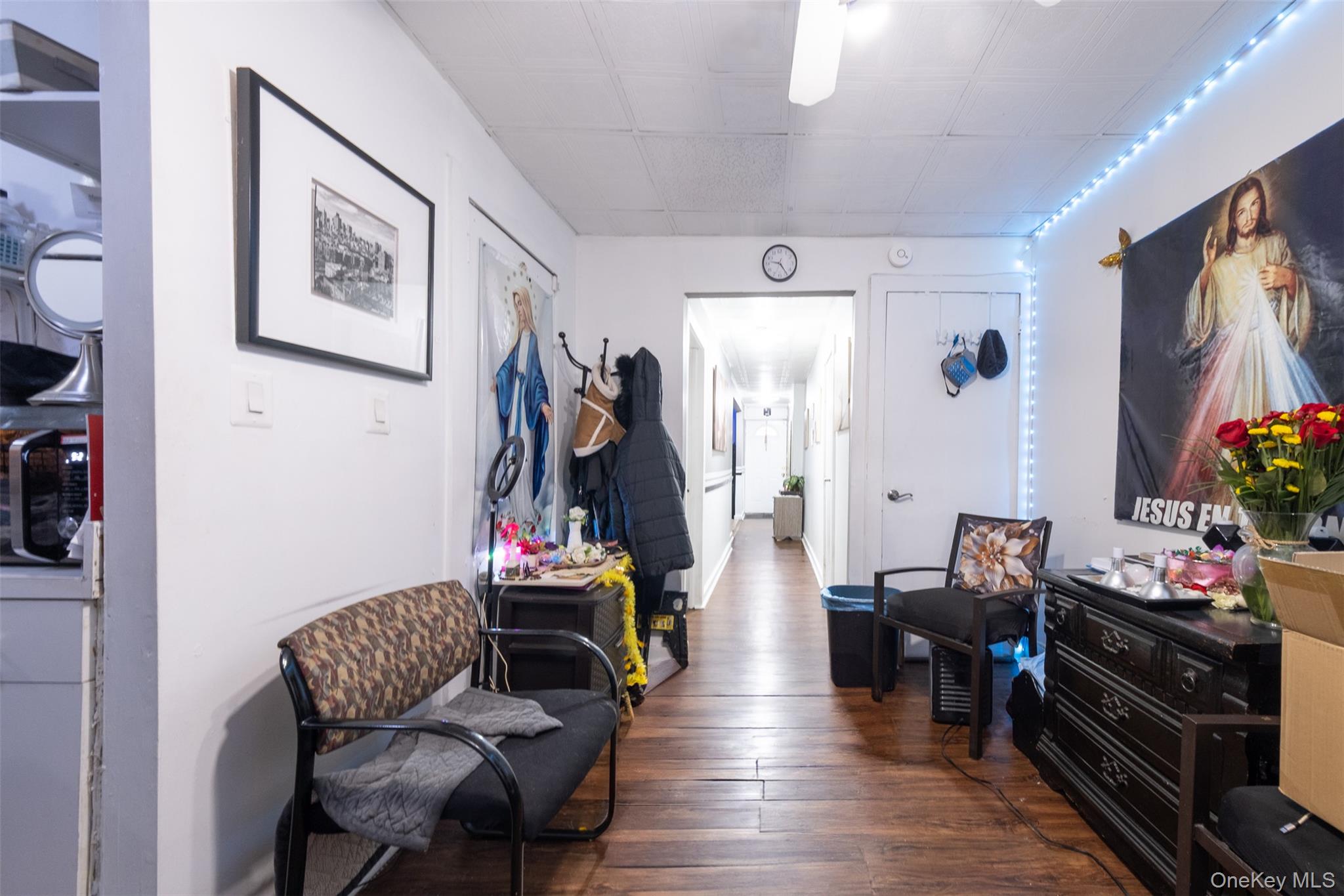 #5 photo, 2541 Holland Avenue, ブロンクス区 Bronx , NY 10467