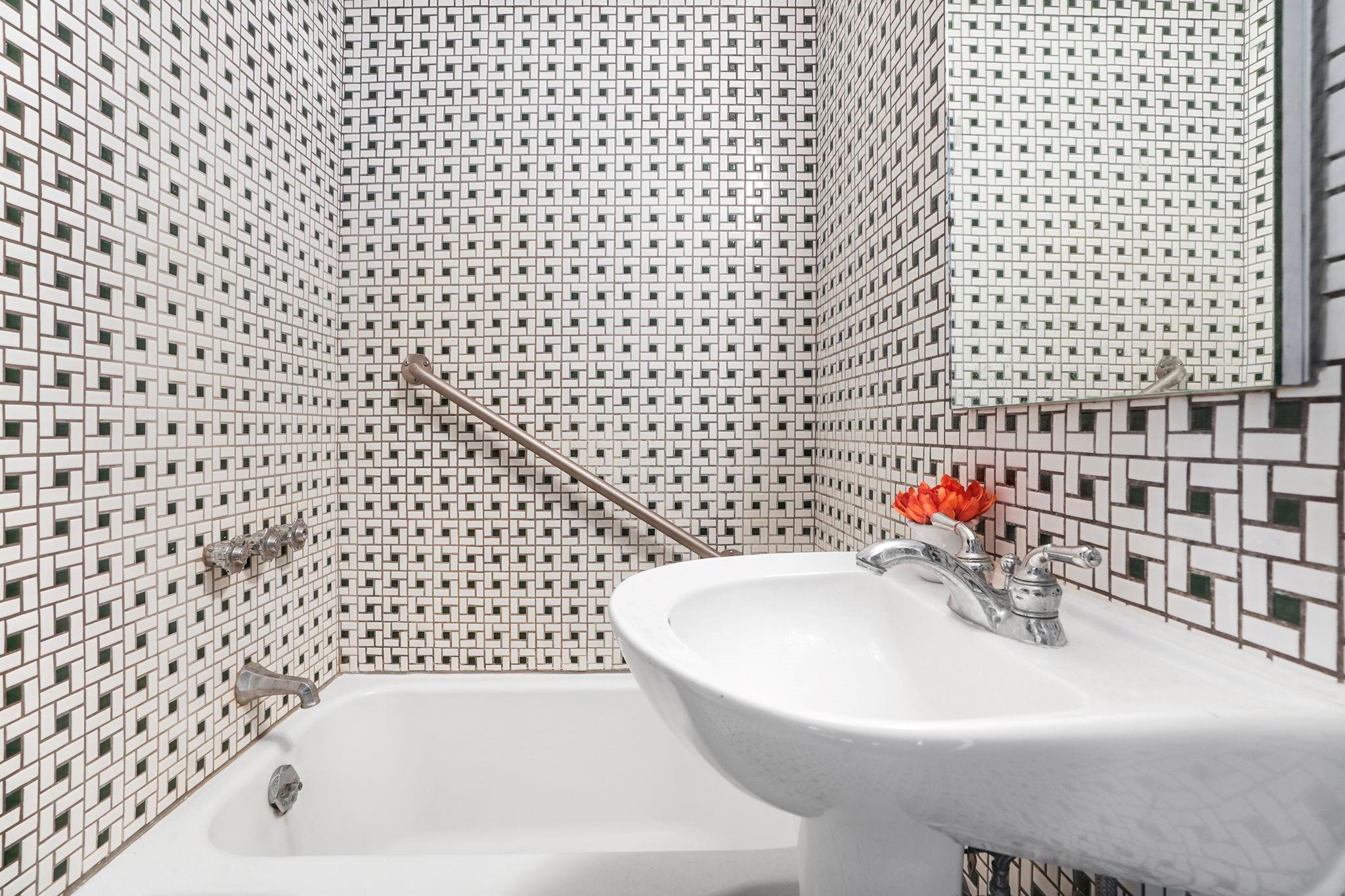 #17 photo, 17 W Main Street, Goldens Bridge , NY 10526