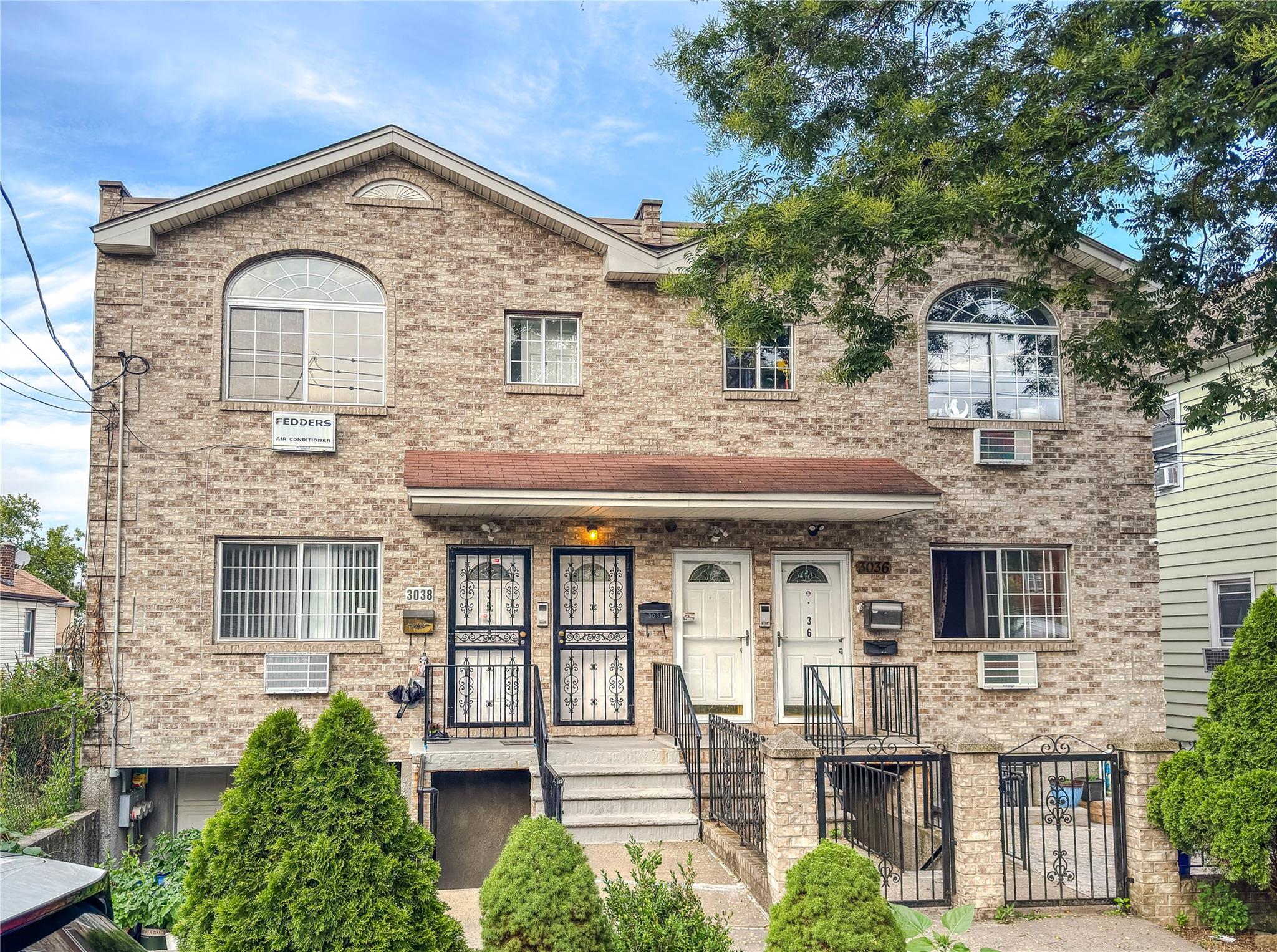 #1 photo, 3038 Kingsland Avenue, Bronx , NY 10469
