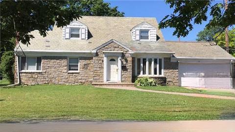 #1 photo, 5 Washington Avenue, Lawrence , NY 11559