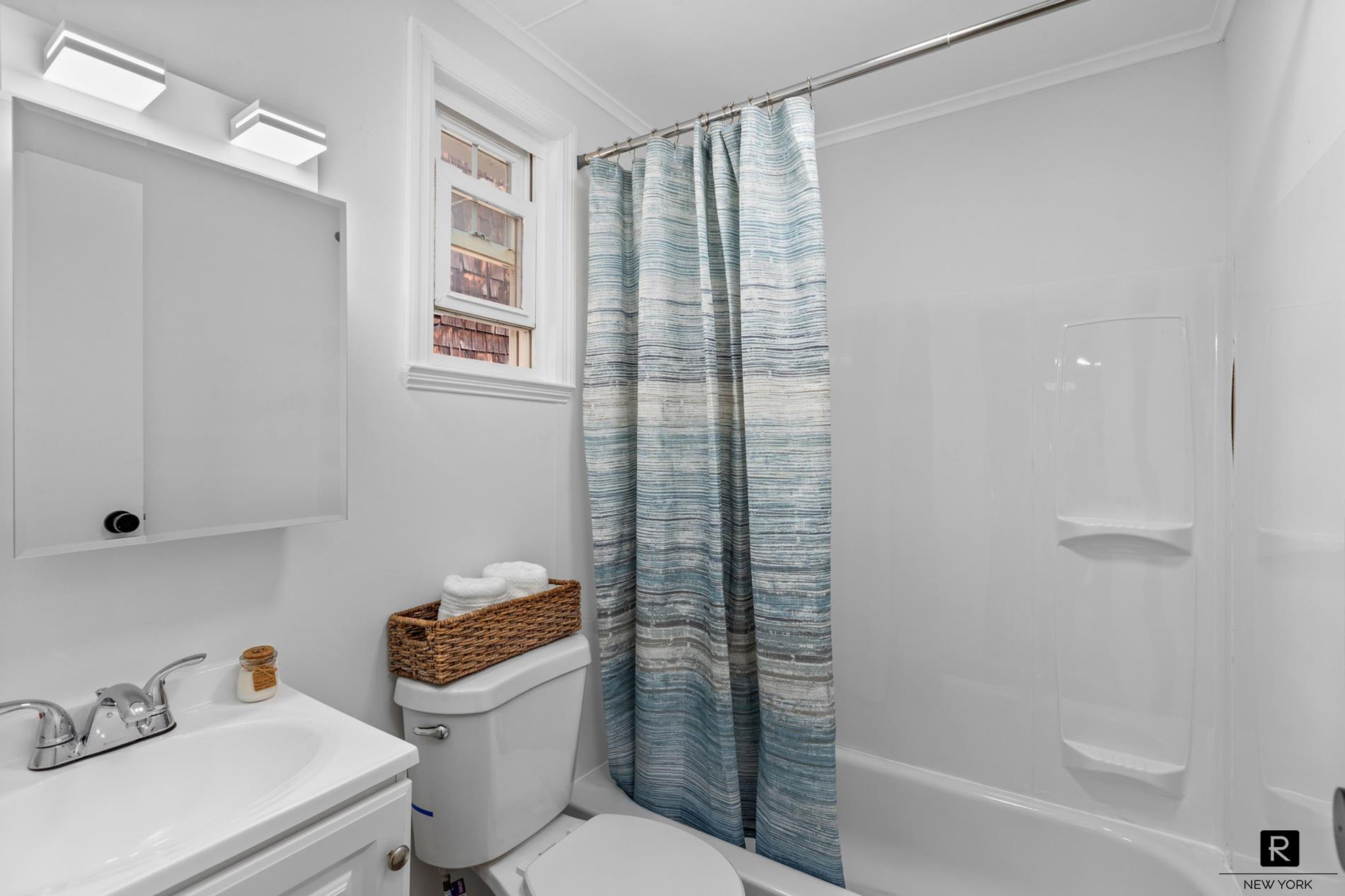 #15 photo, 32 Tier Street, ブロンクス区 City Island , NY 10464