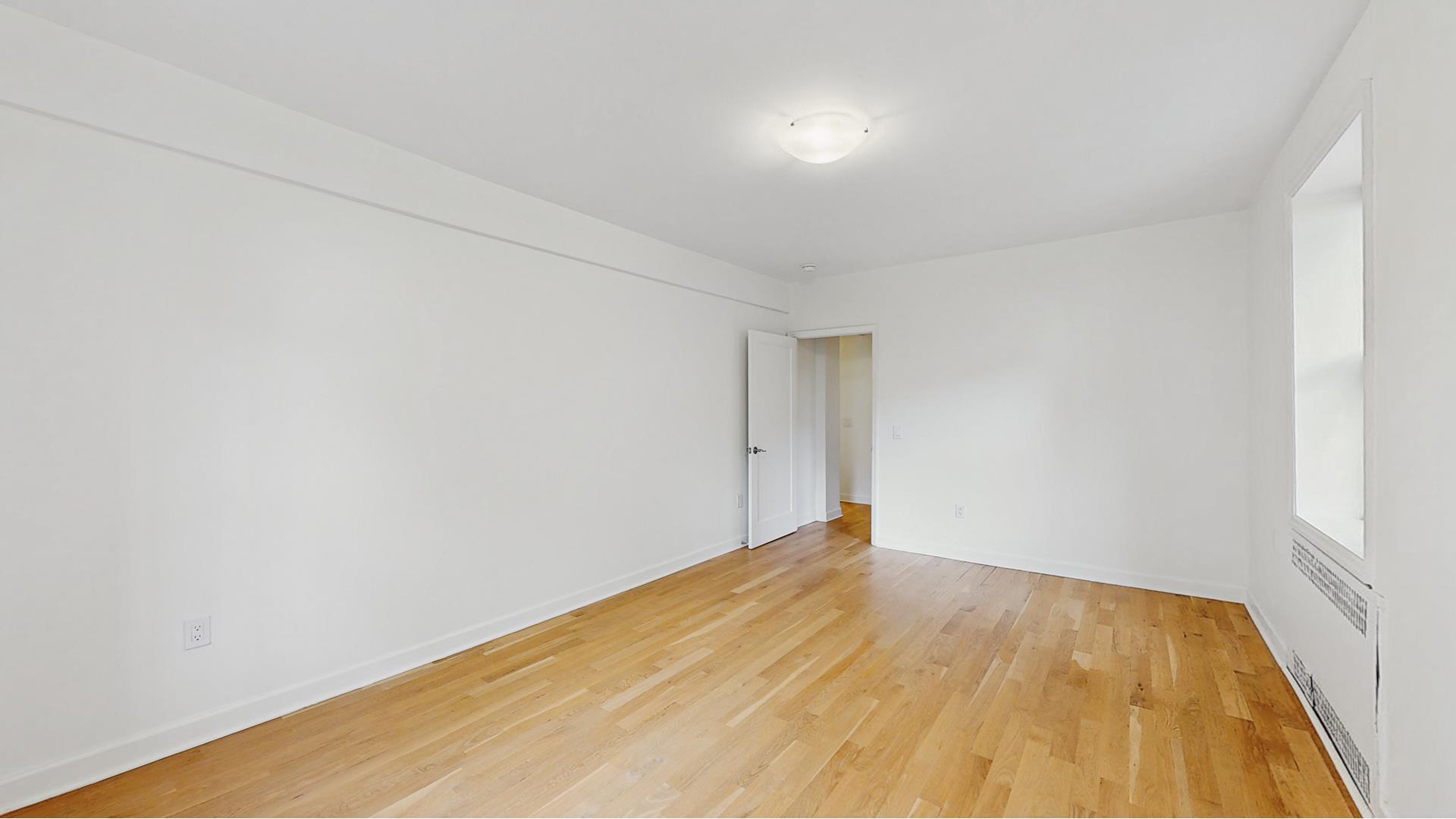 #10 photo, 811 CORTELYOU Road, ブルックリン区 Kensington , NY 11218