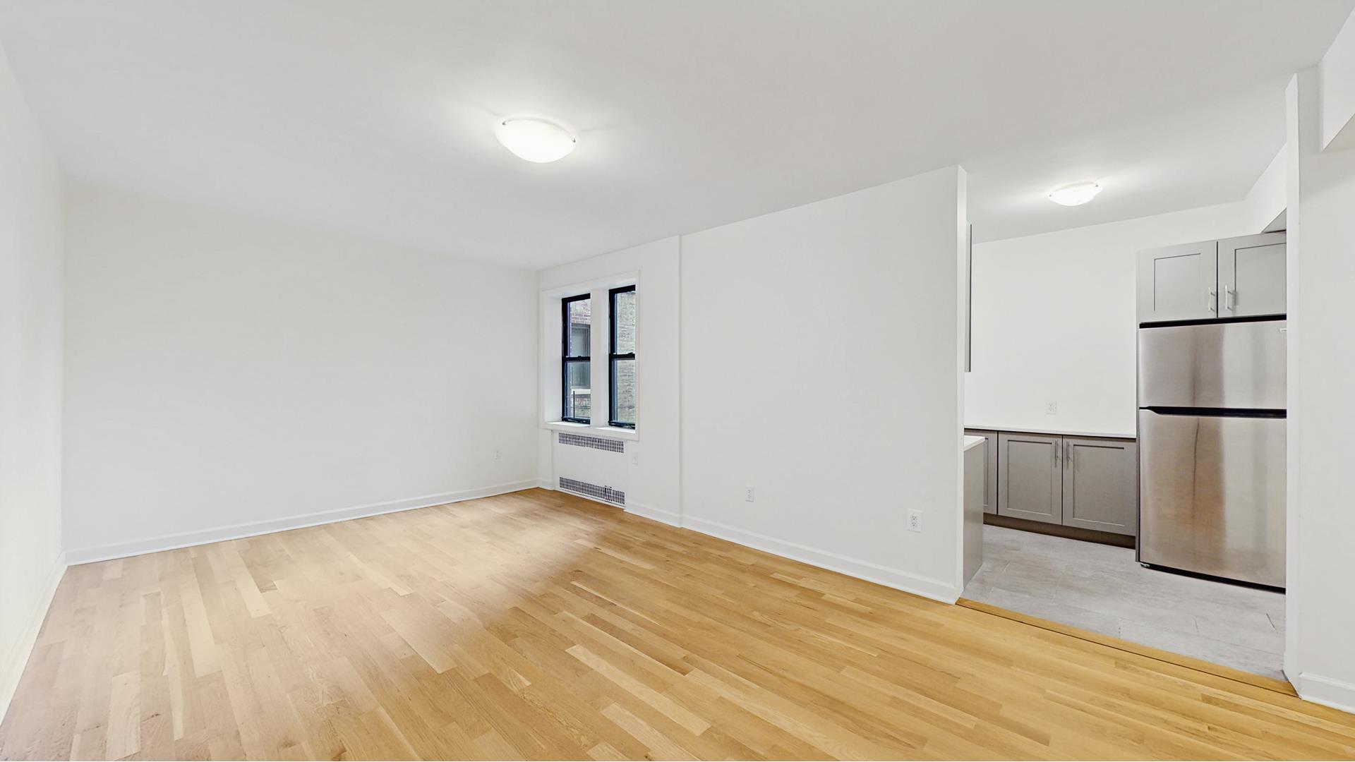 #4 photo, 811 CORTELYOU Road, ブルックリン区 Kensington , NY 11218