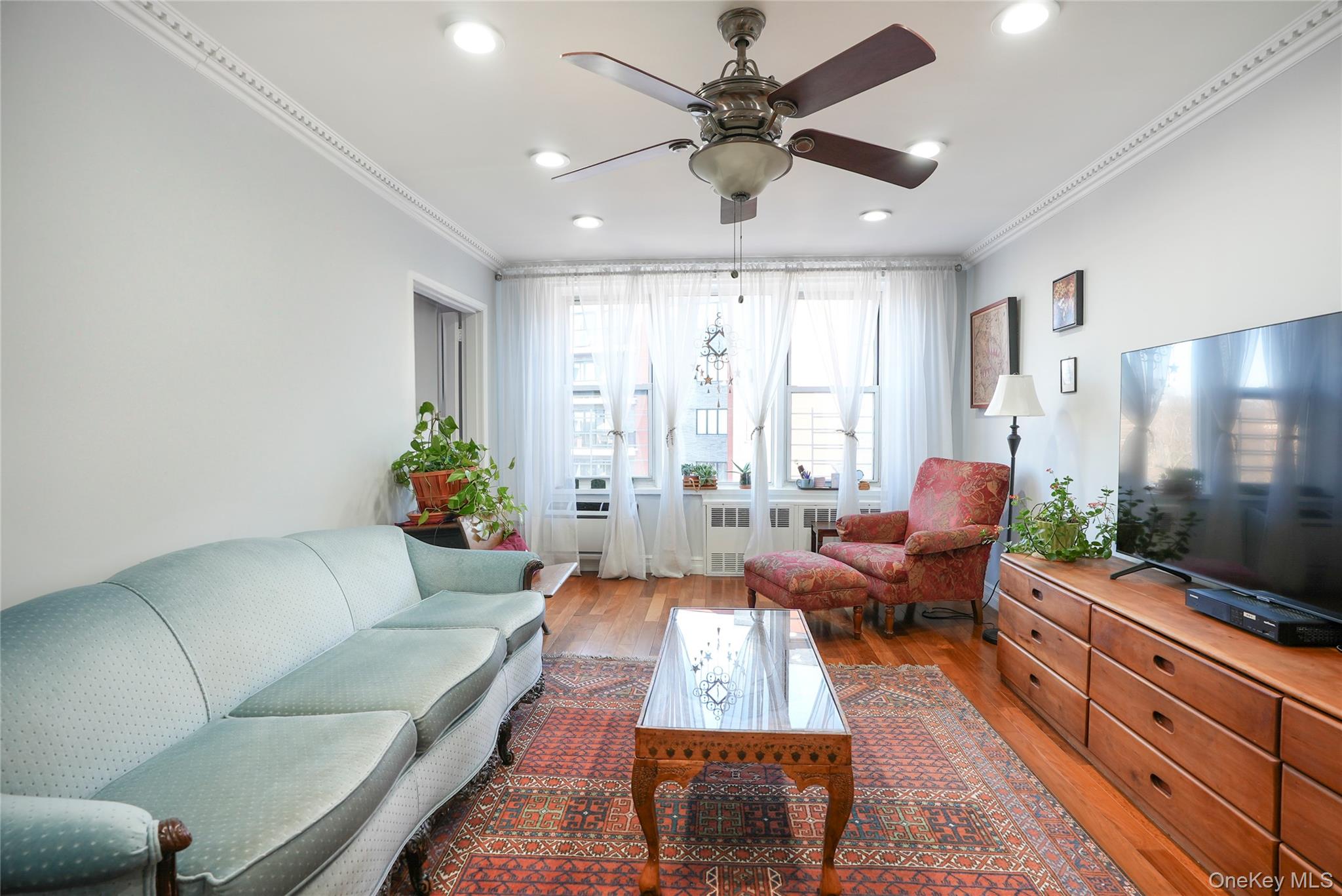 #3 photo, 2736 Independence Avenue, 布朗士 Bronx , NY 10463