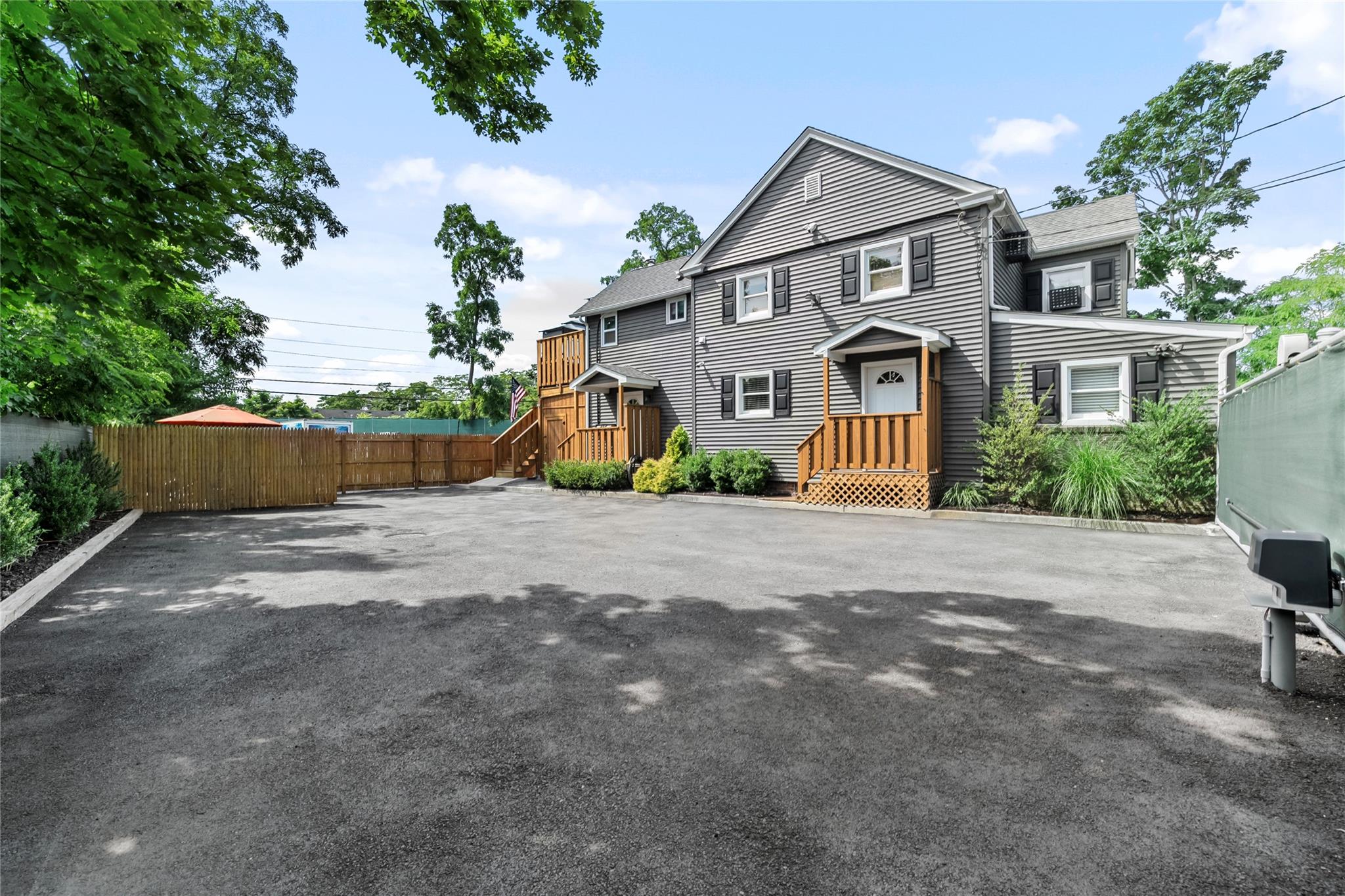 #2 photo, 296 N Main Street, サフォーク郡 Sayville , NY 11782