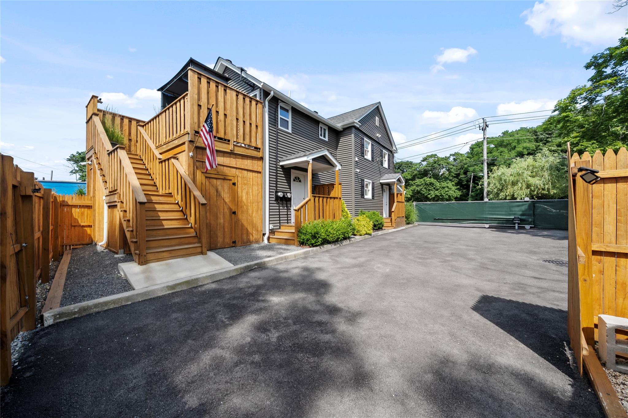 #3 photo, 296 N Main Street, サフォーク郡 Sayville , NY 11782