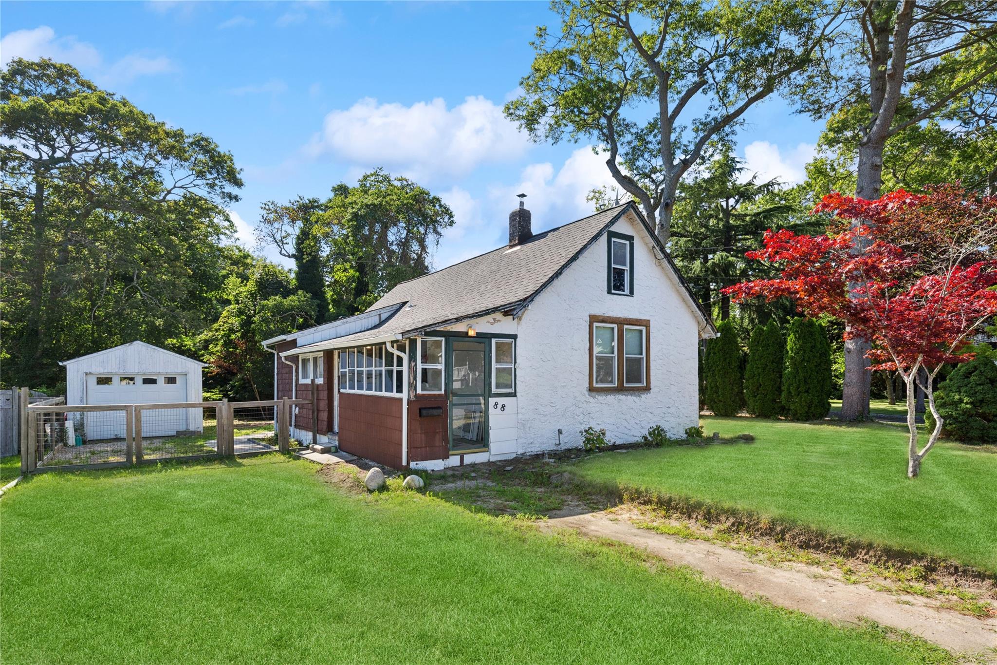 #1 photo, 88 Cliff Avenue, سوفولك Sayville , NY 11782