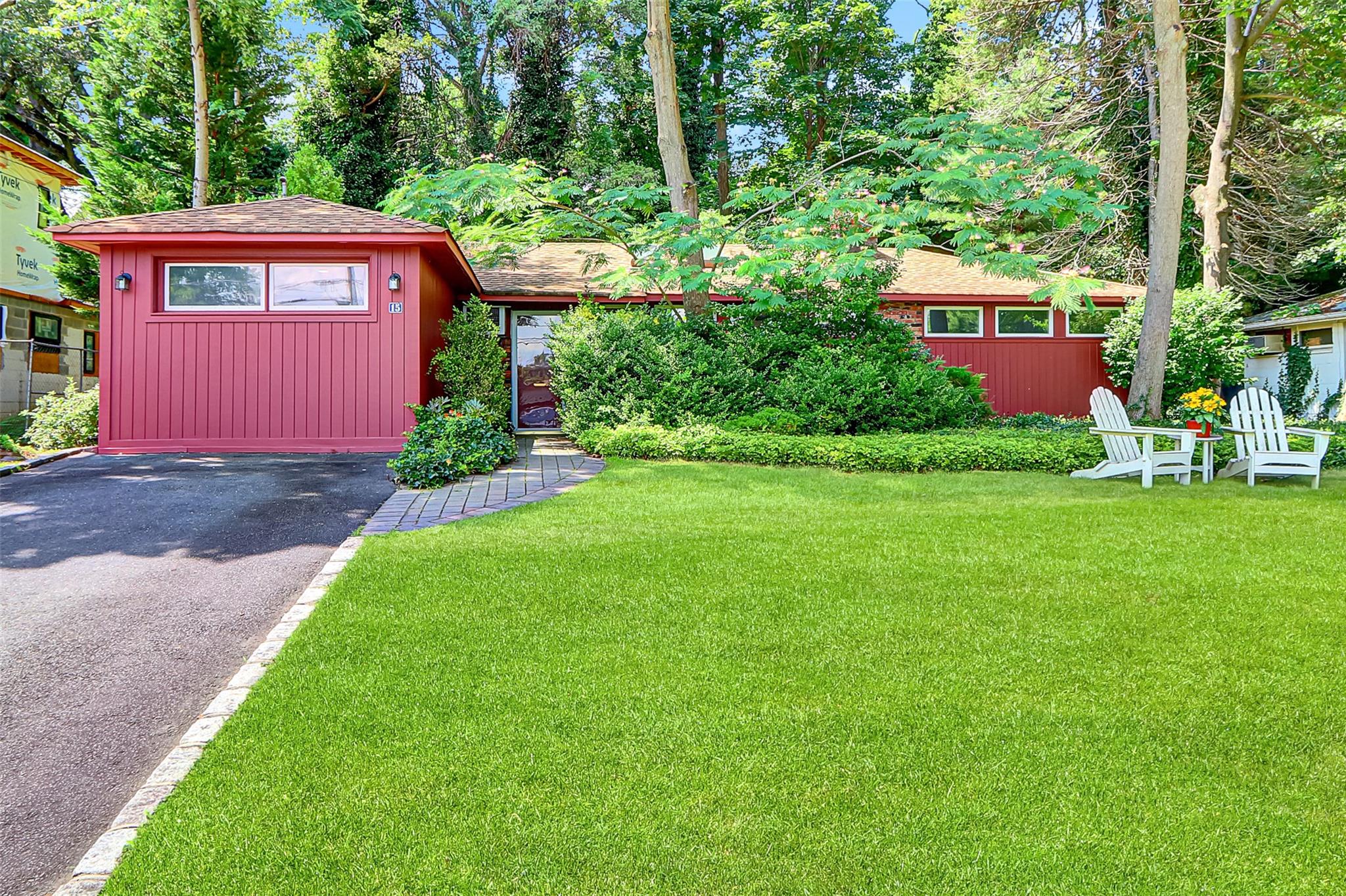 #1 photo, 15 Wellington Road, Greenvale , NY 11548