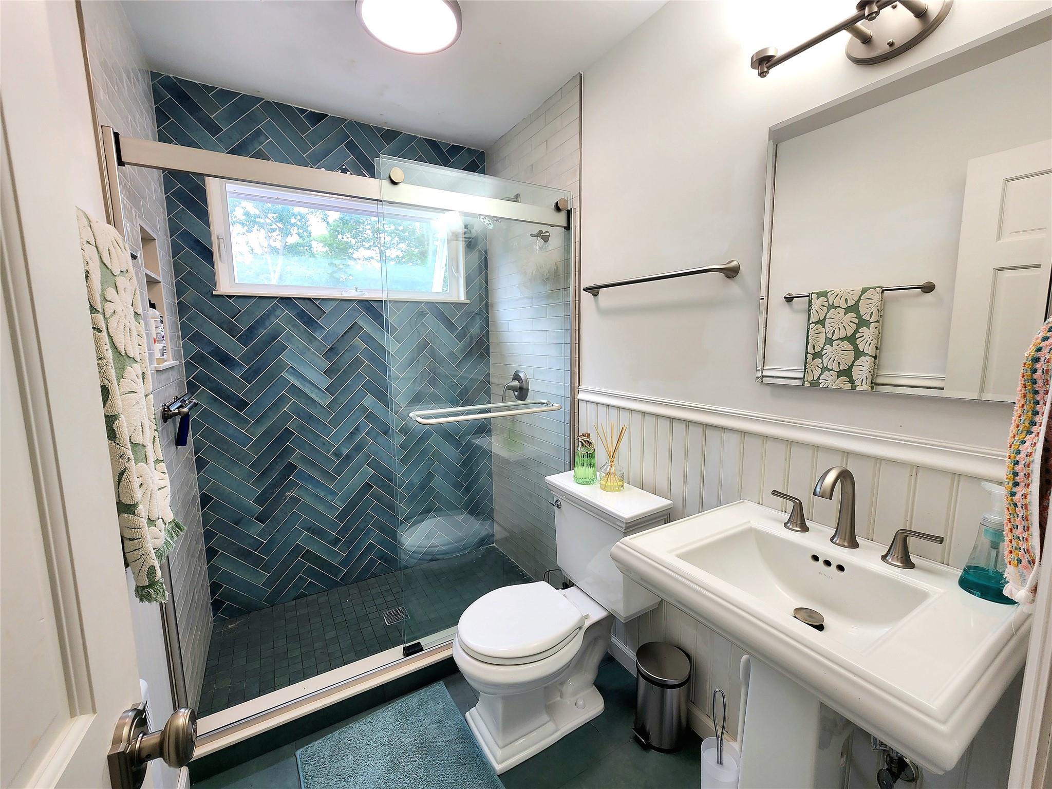 #17 photo, 122 Lewis Road, サフォーク郡 East Quogue , NY 11942