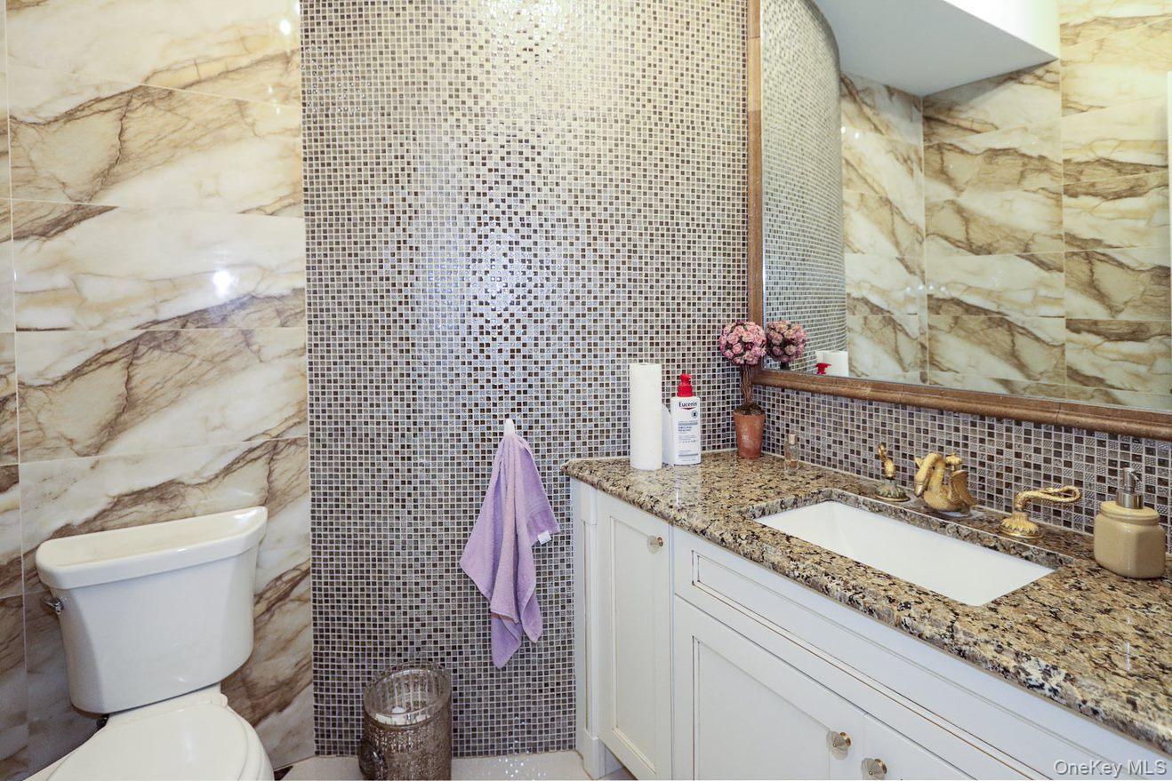 #13 photo, 10 Woodbourne Road, ナッソー郡 Great Neck , NY 11023