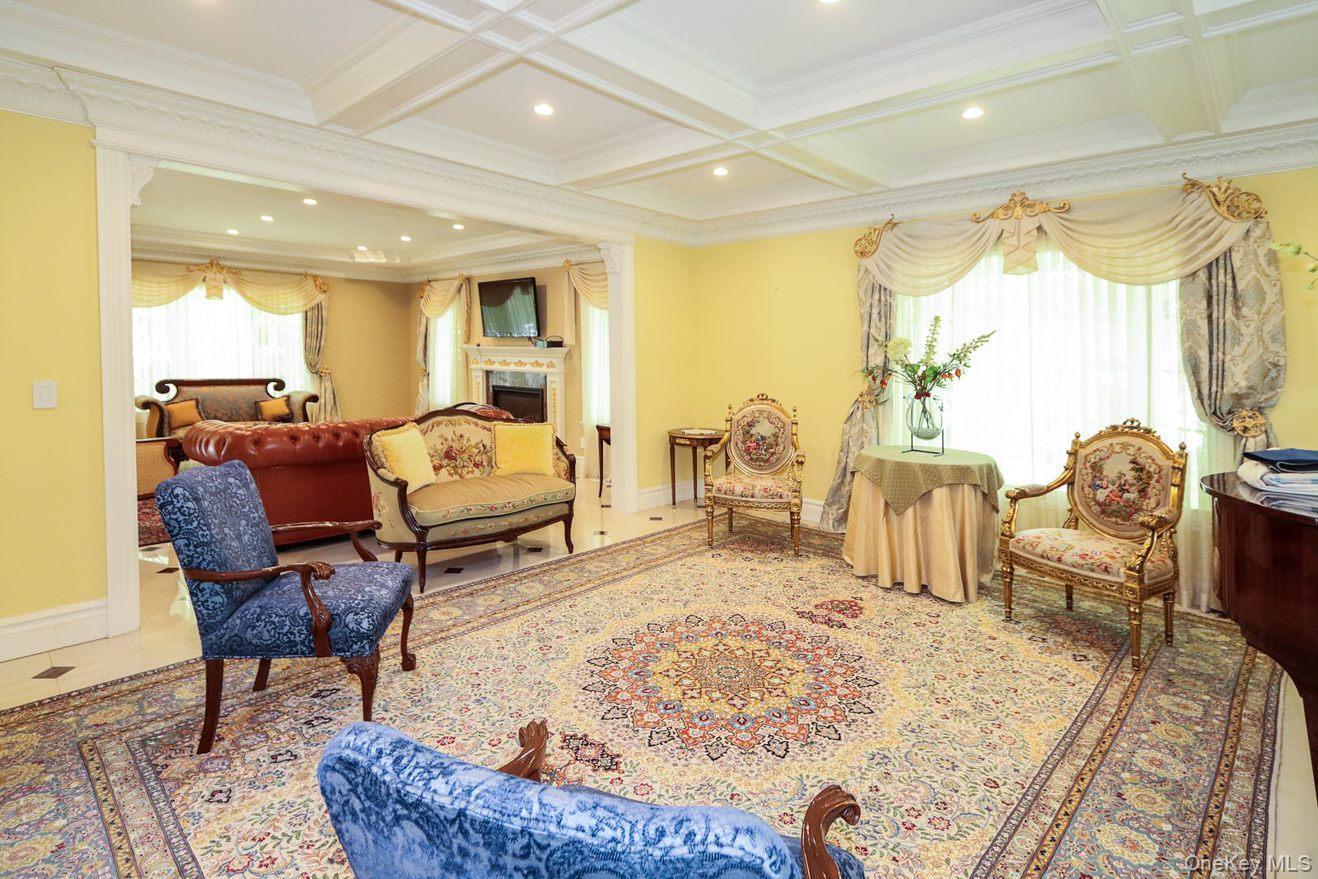 #3 photo, 10 Woodbourne Road, ナッソー郡 Great Neck , NY 11023