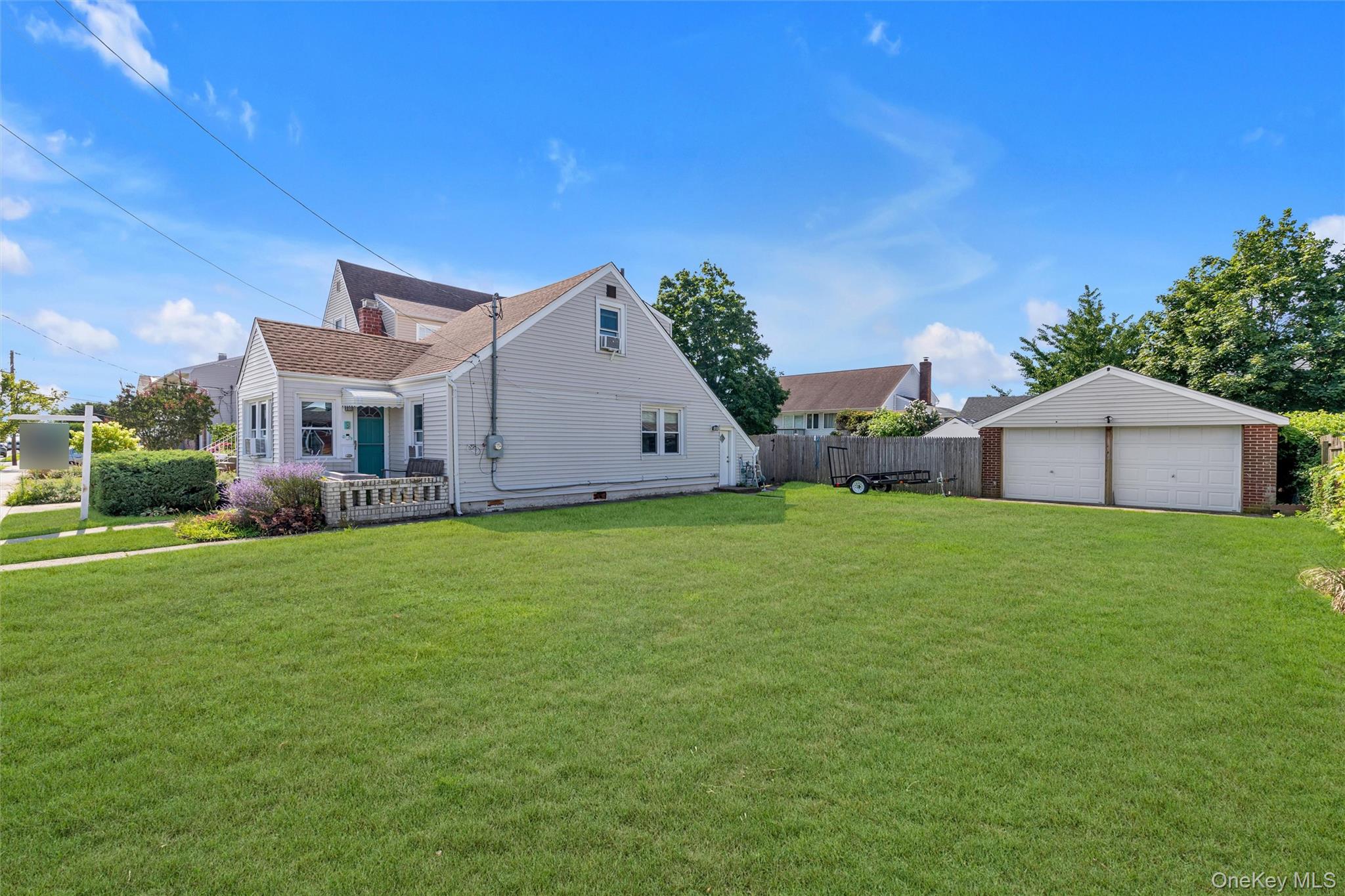 #3 photo, 9 Hamilton Avenue, Island Park , NY 11558