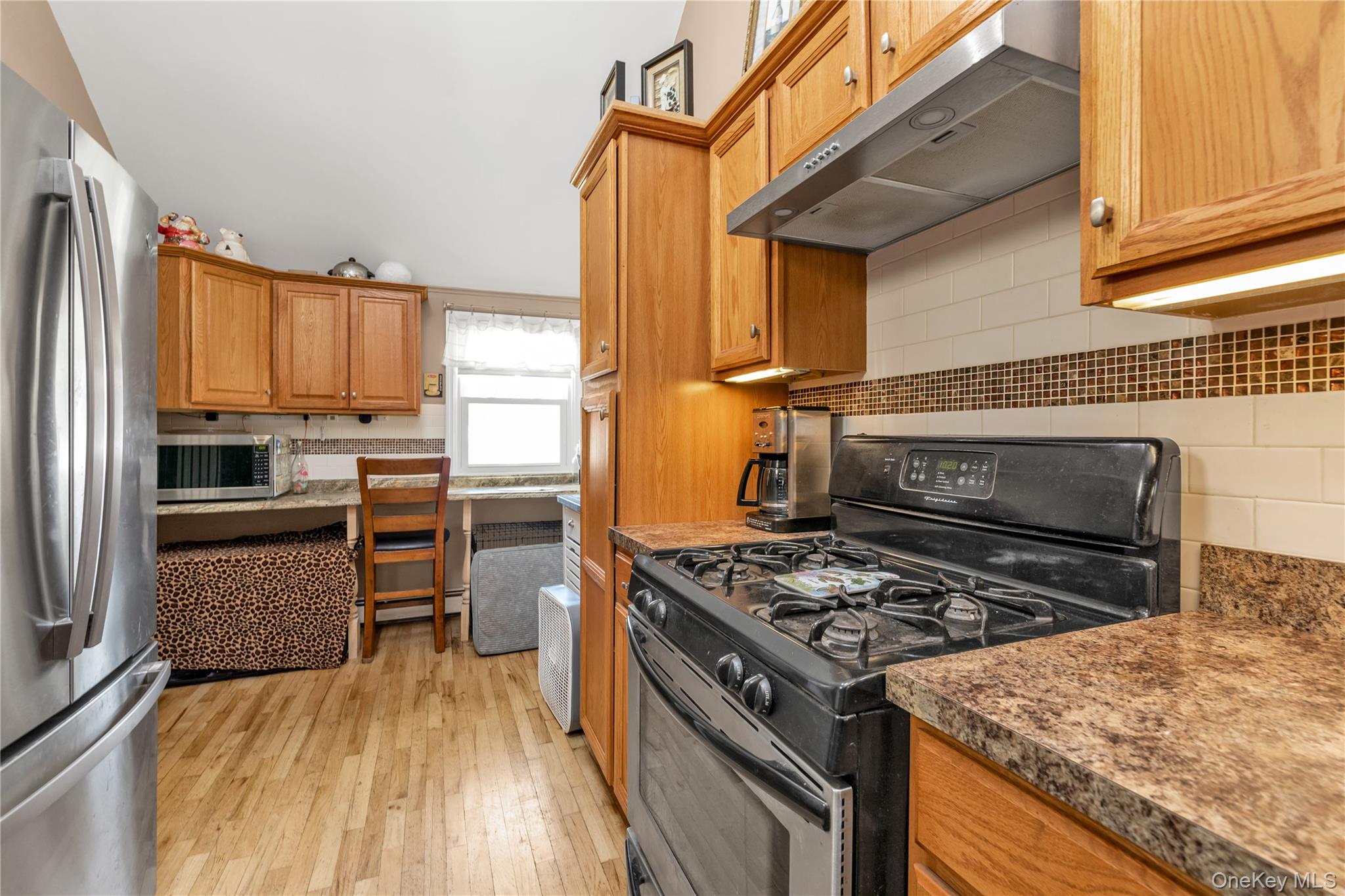 #8 photo, 9 Hamilton Avenue, Island Park , NY 11558