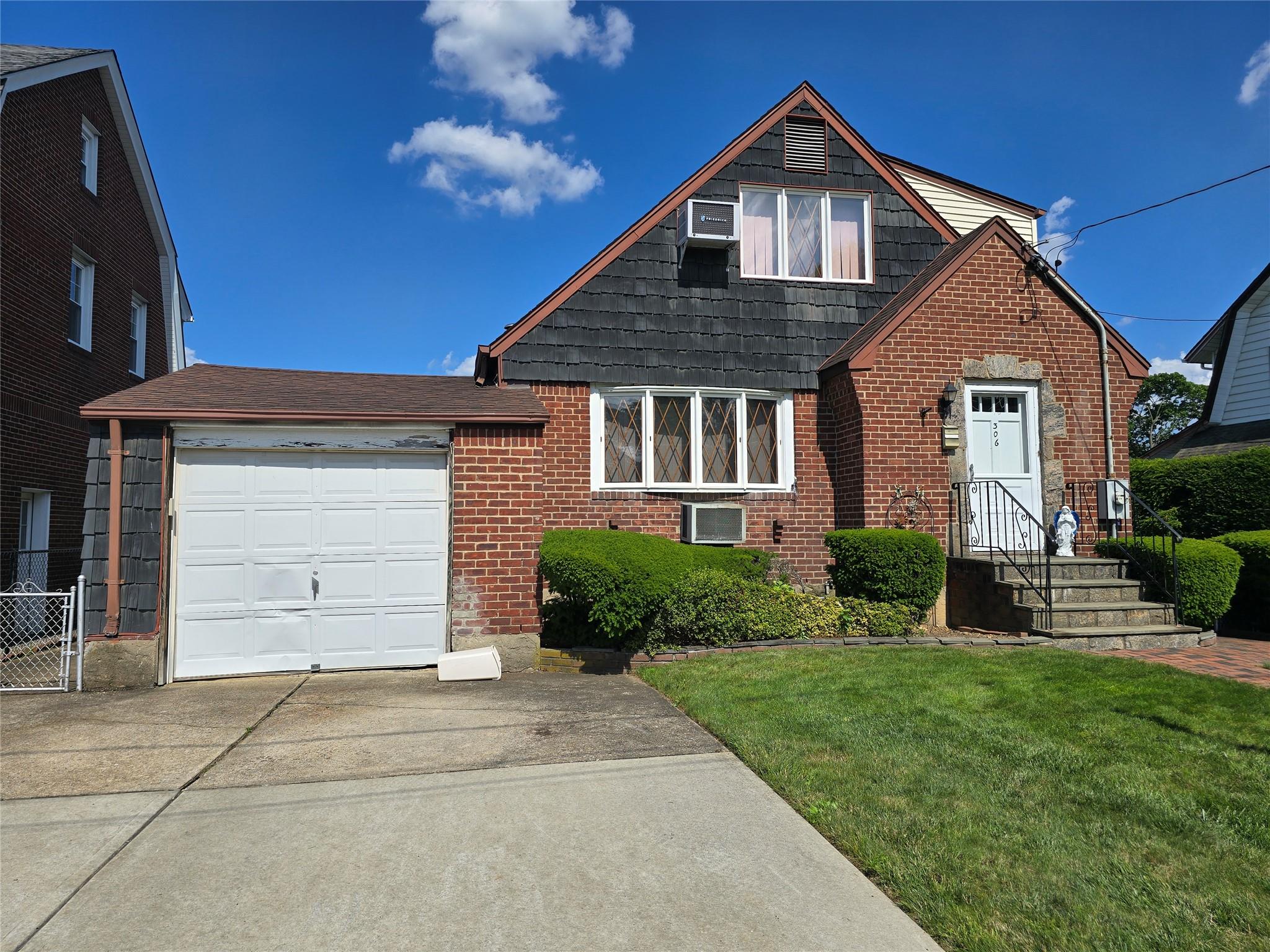 #1 photo, 306 Covert Avenue, New Hyde Park , NY 11040