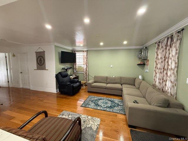 #2 photo, 80 Biltmore Avenue, ナッソー郡 Elmont , NY 11003