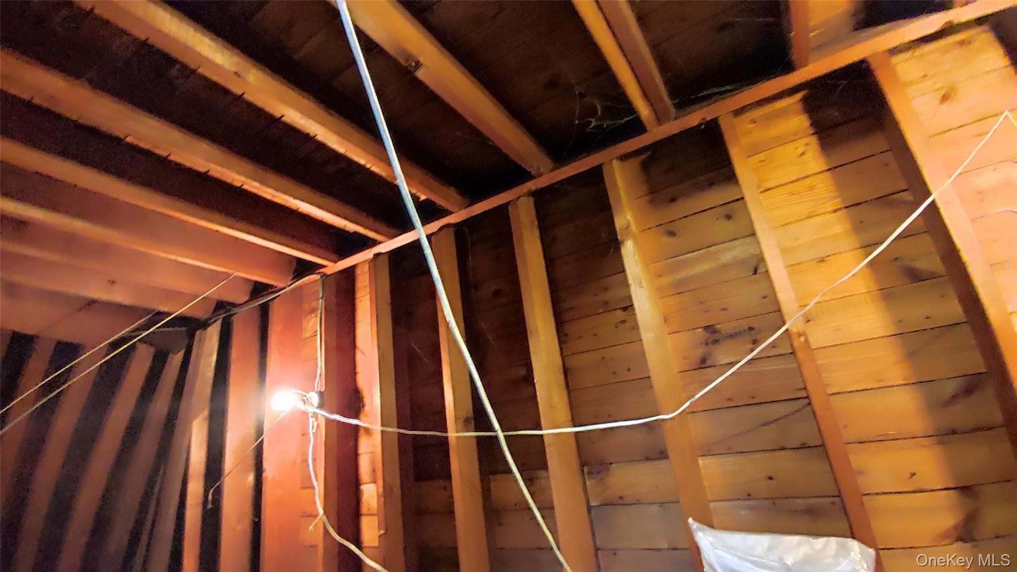 #17 photo, 8177 Utopia Pkwy, クイーンズ区 Jamaica Estates , NY 11432