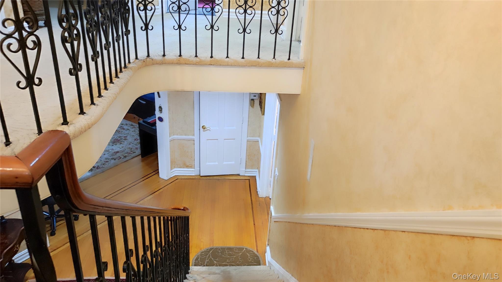 #18 photo, 8177 Utopia Pkwy, クイーンズ区 Jamaica Estates , NY 11432