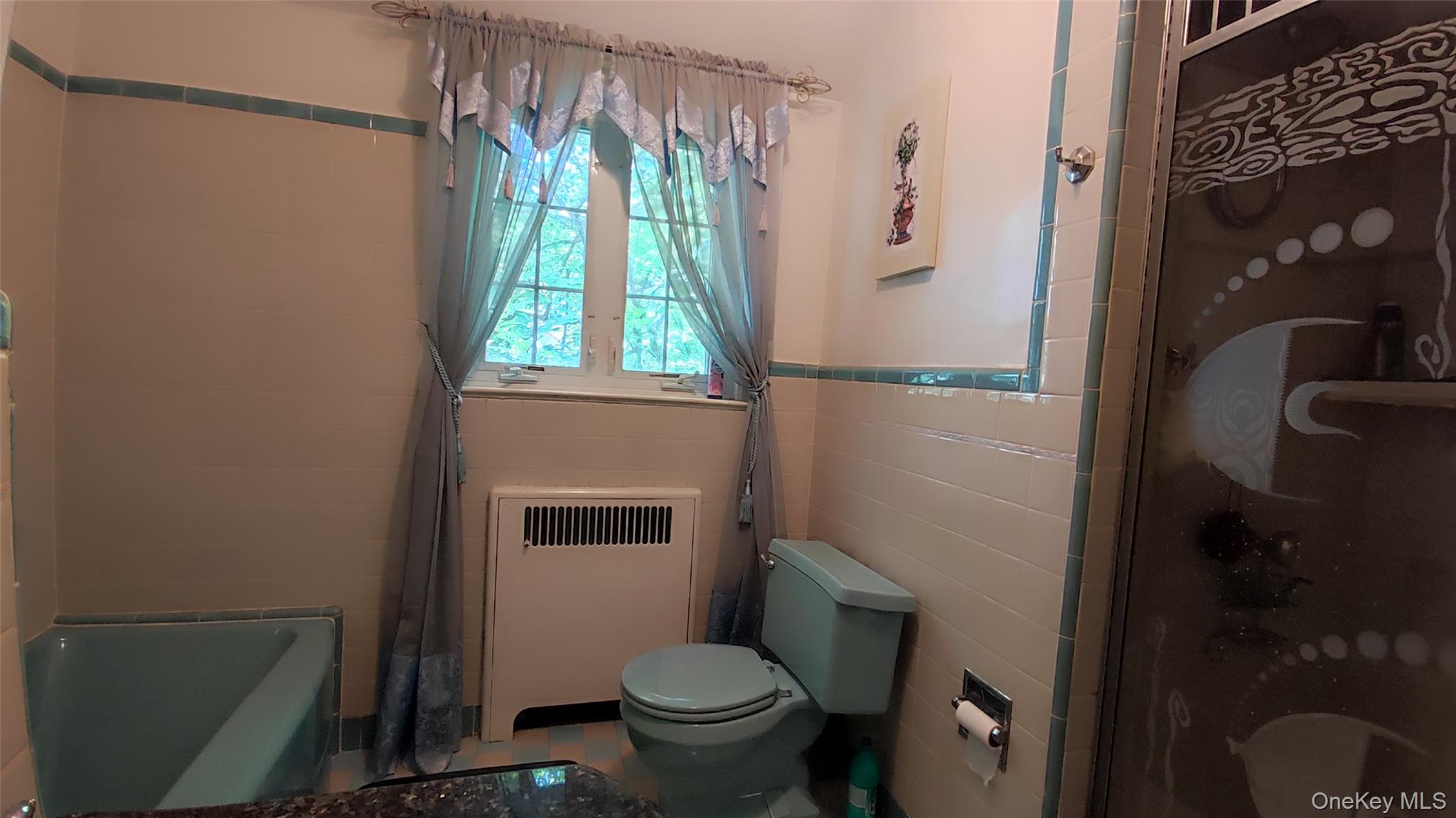 #9 photo, 8177 Utopia Pkwy, クイーンズ区 Jamaica Estates , NY 11432