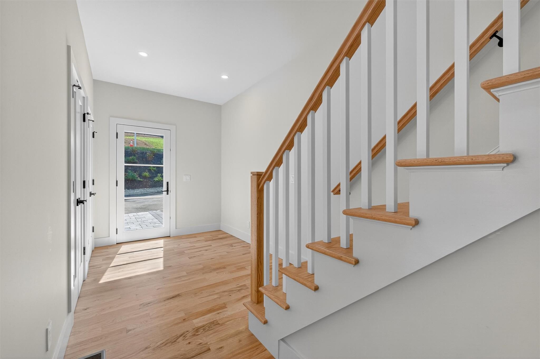 #5 photo, 64 Stonehouse Road, Somers , NY 10589