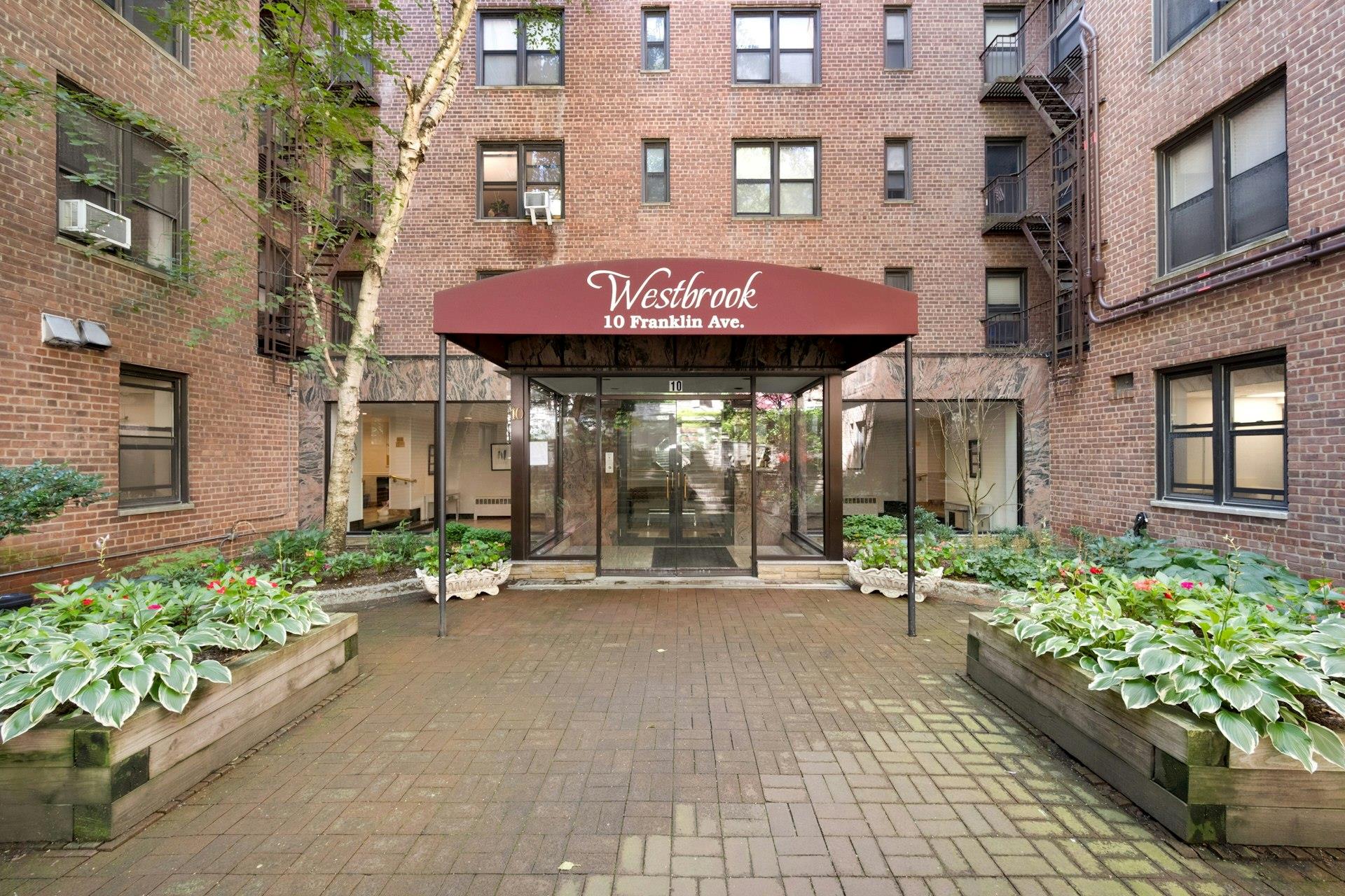 #1 photo, 10 Franklin Avenue, White Plains , NY 10601