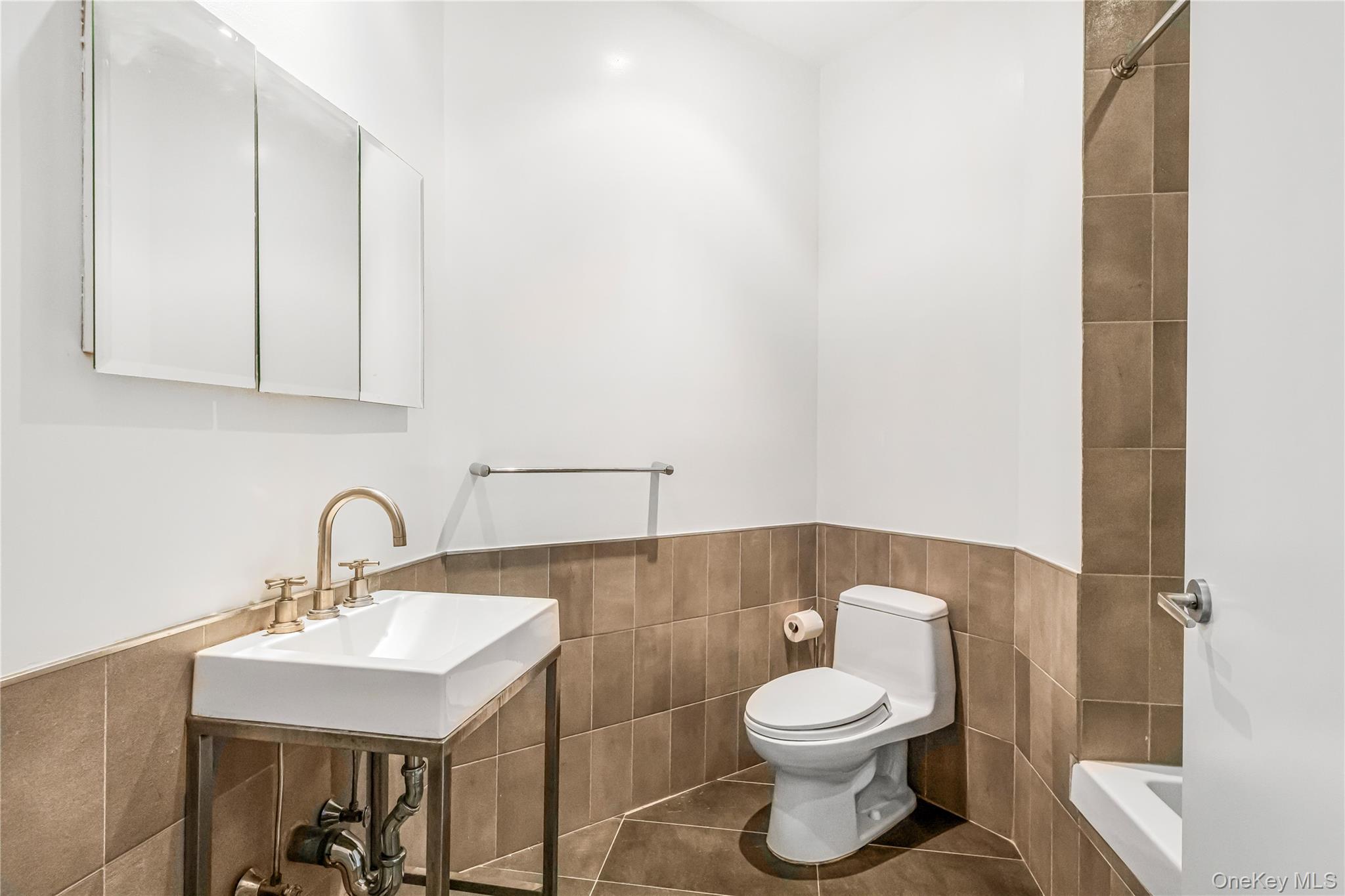 #17 photo, 55 Berry Street, Brooklyn , NY 11249