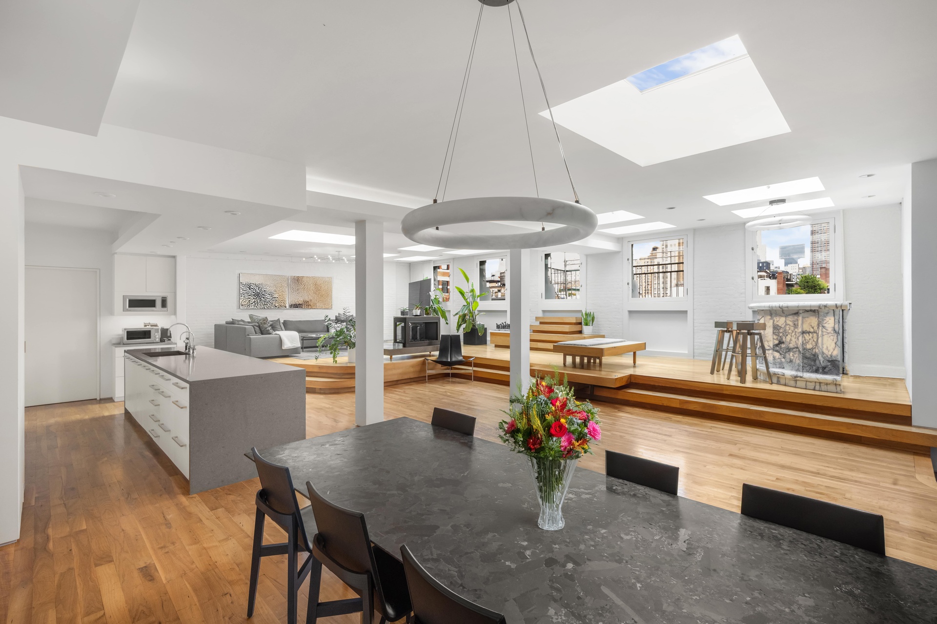 #4 photo, 96 Grand Street, Soho , NY 10013