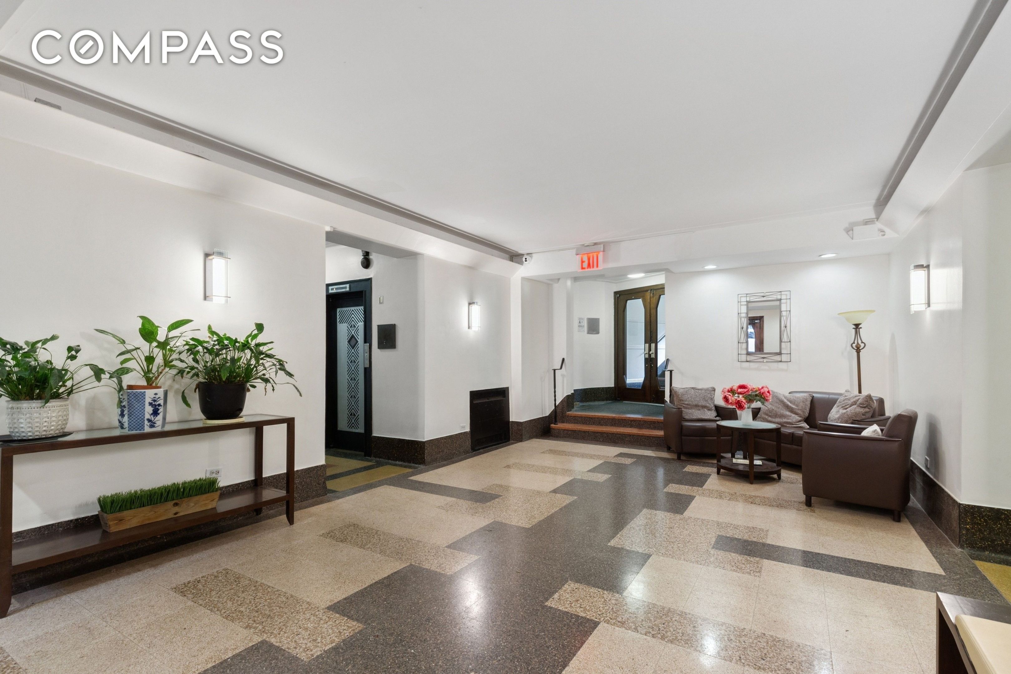 #18 photo, 585 W 214th Street, マンハッタン Inwood , NY 10034