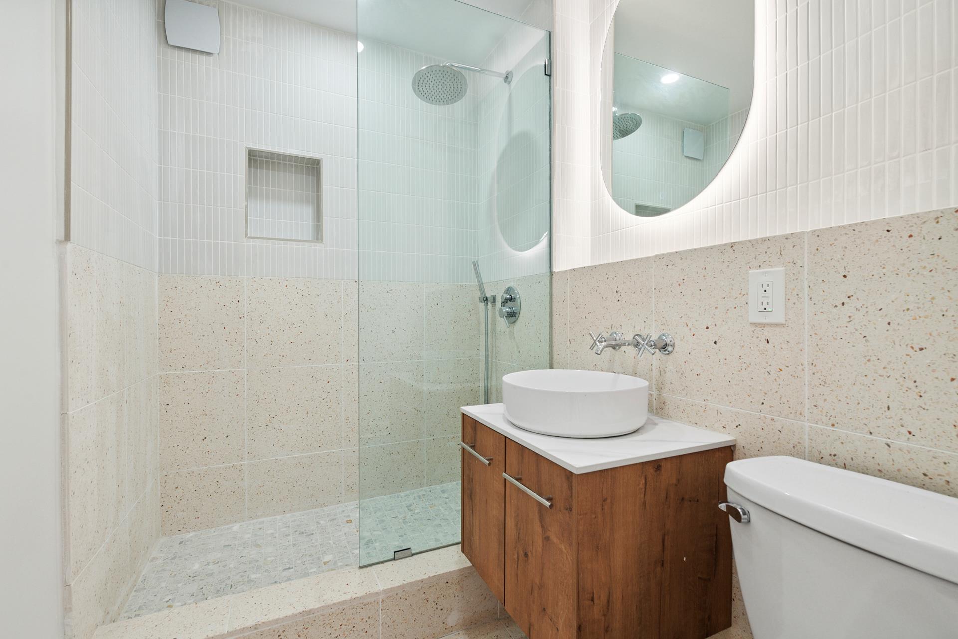 #10 photo, 1325 5TH Avenue, マンハッタン South Harlem , NY 10029