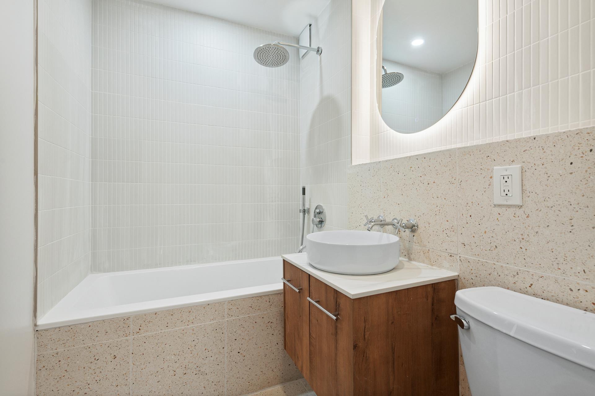 #11 photo, 1325 5TH Avenue, マンハッタン South Harlem , NY 10029