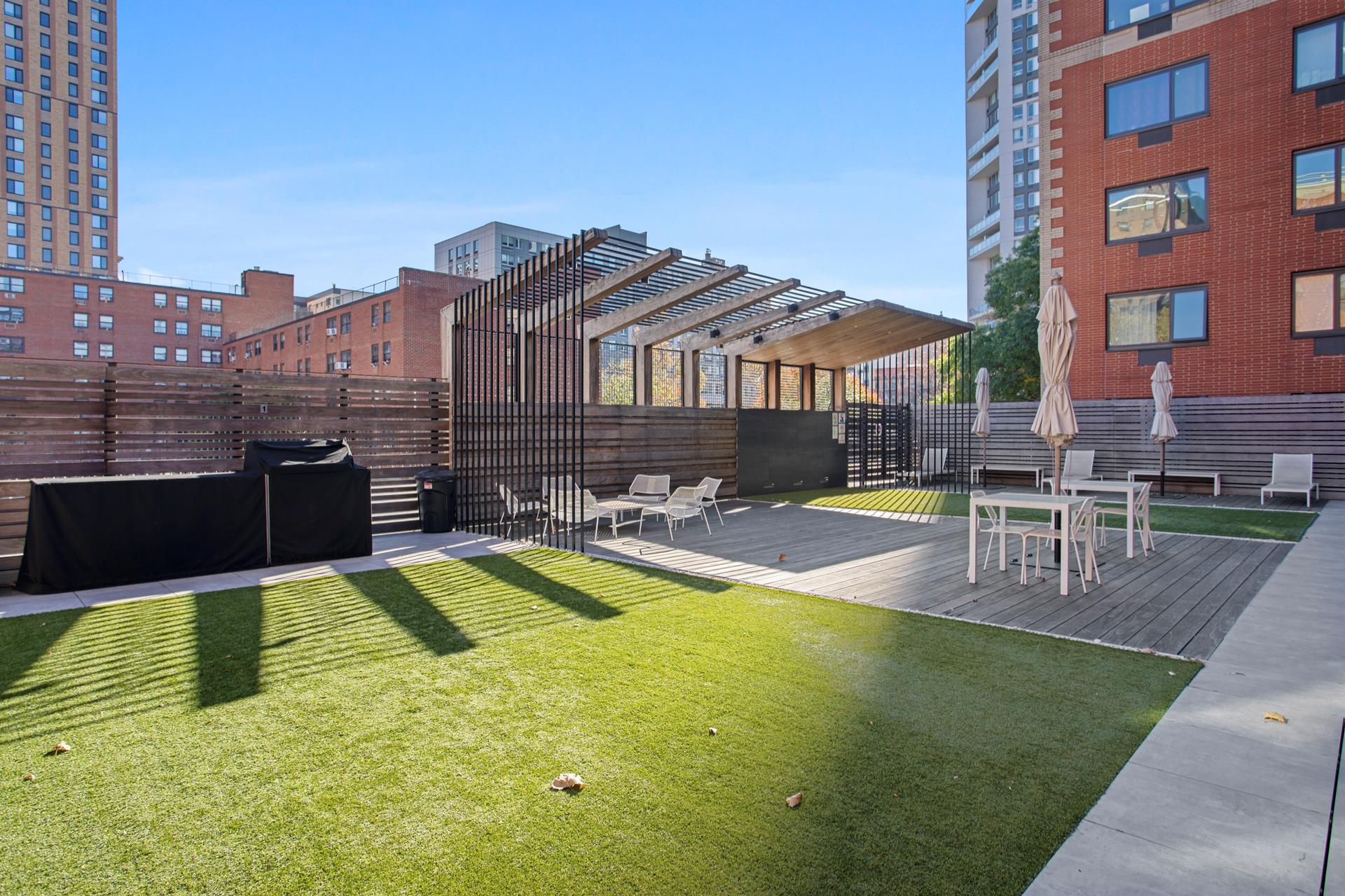 #14 photo, 1325 5TH Avenue, マンハッタン South Harlem , NY 10029