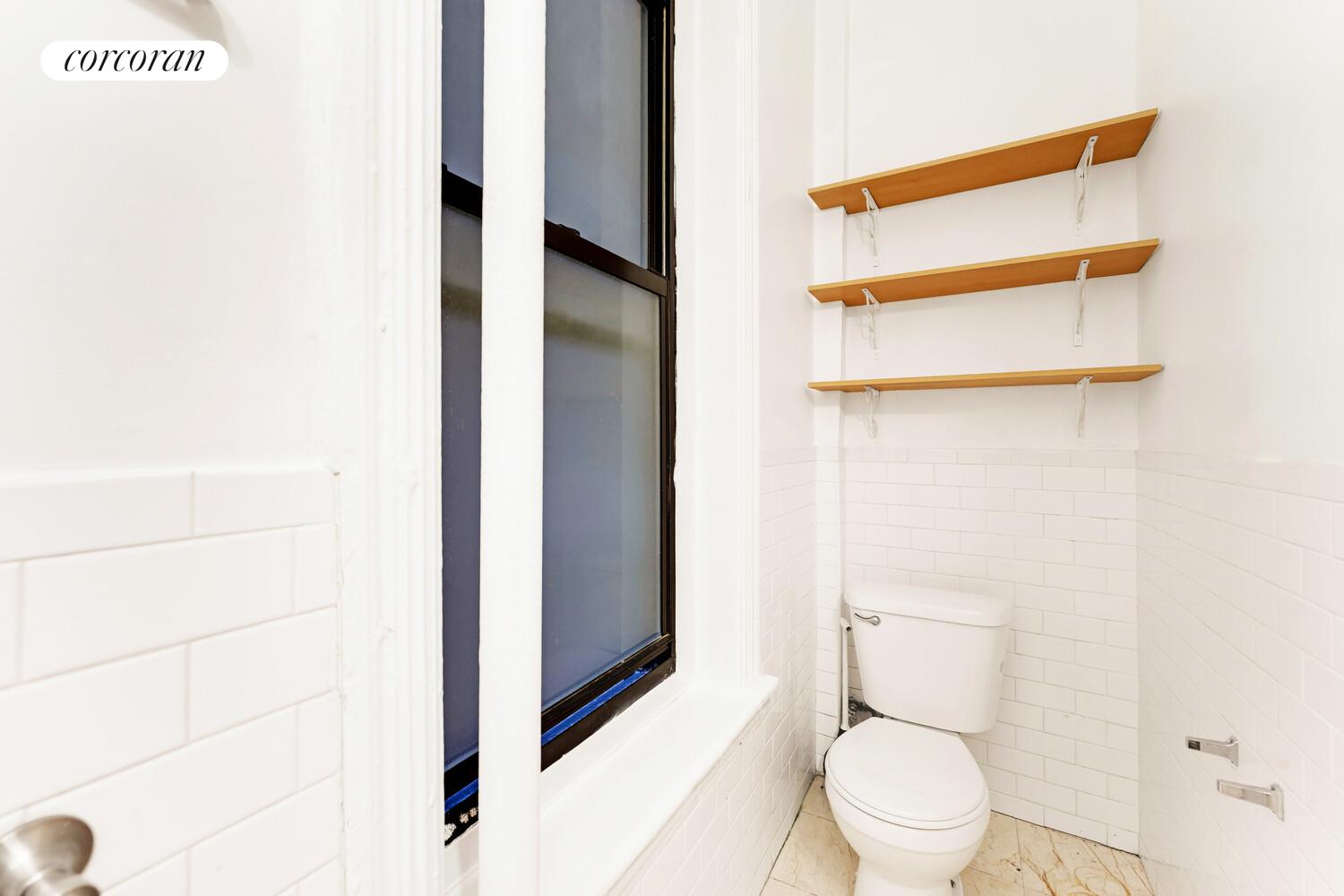 #17 photo, 192 BLEECKER Street, マンハッタン Greenwich Village , NY 10012