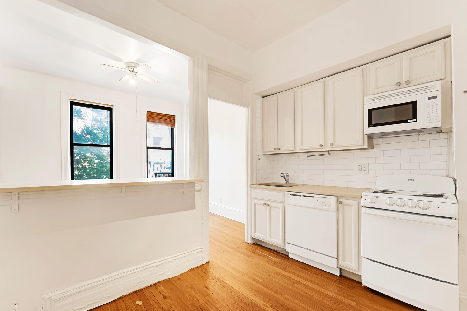 #5 photo, 192 BLEECKER Street, マンハッタン Greenwich Village , NY 10012