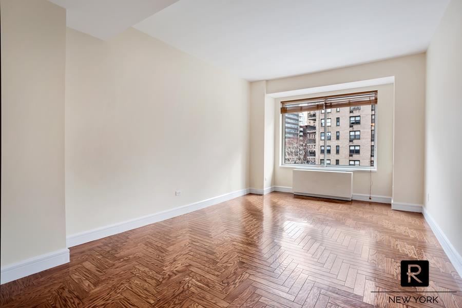 #1 photo, New York City, Lincoln Square , NY 10069