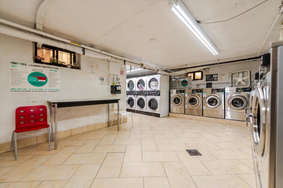 #11 photo, 37-21 80th Street, クイーンズ区 Jackson Heights , NY 11372