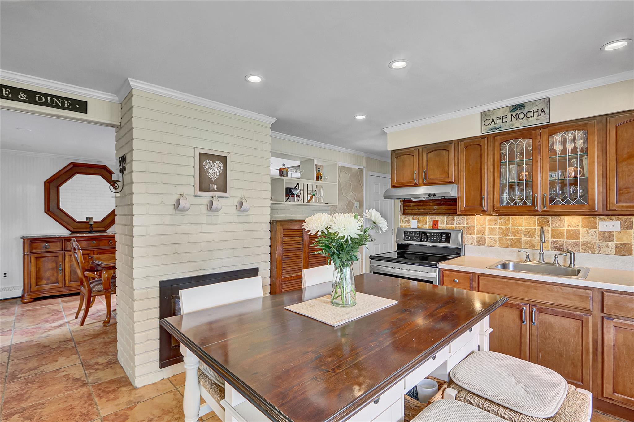 #4 photo, 95 Winter Lane, ナッソー郡 Hicksville , NY 11801