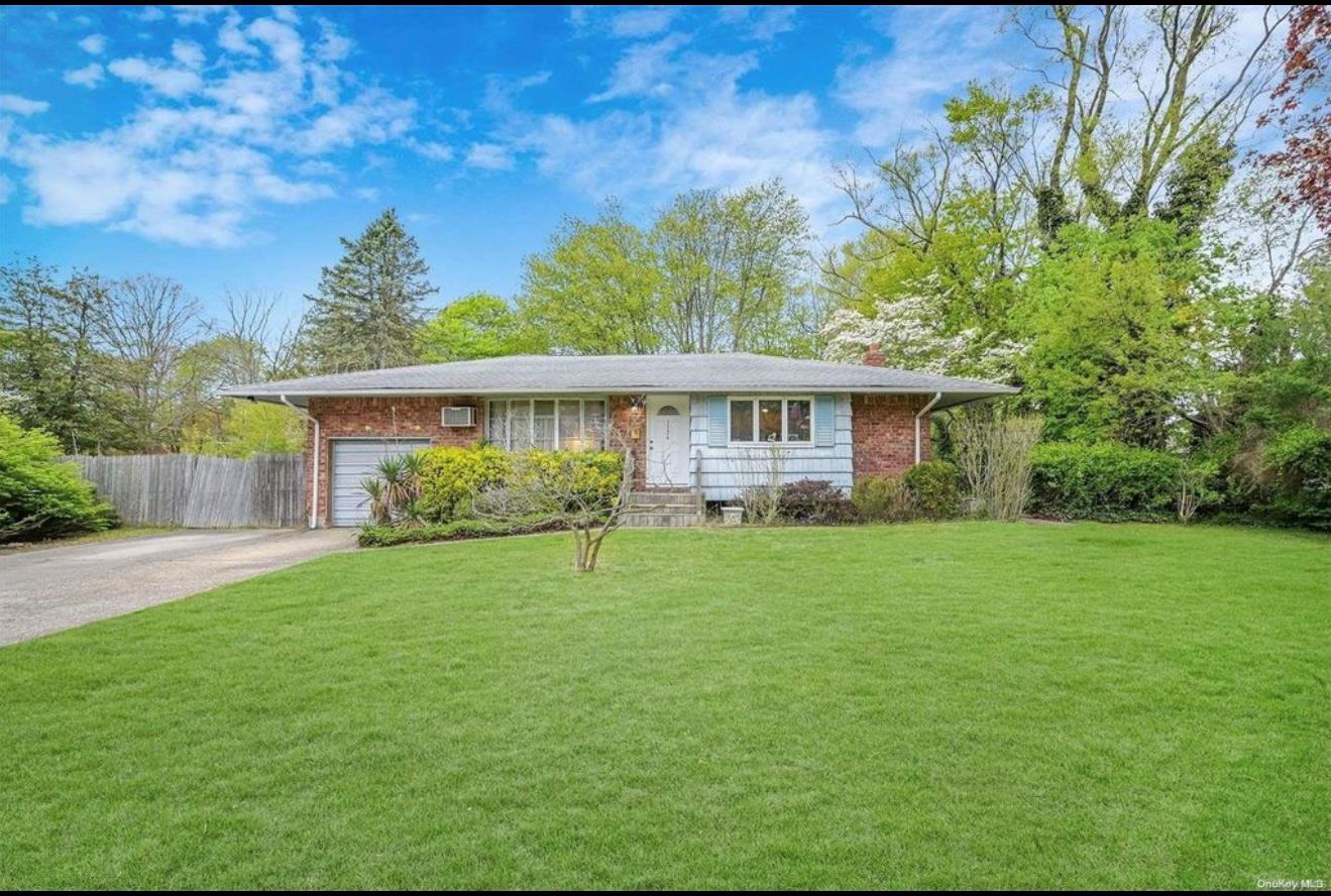 #1 photo, 1524 Pine Acres Boulevard, Bay Shore , NY 11706