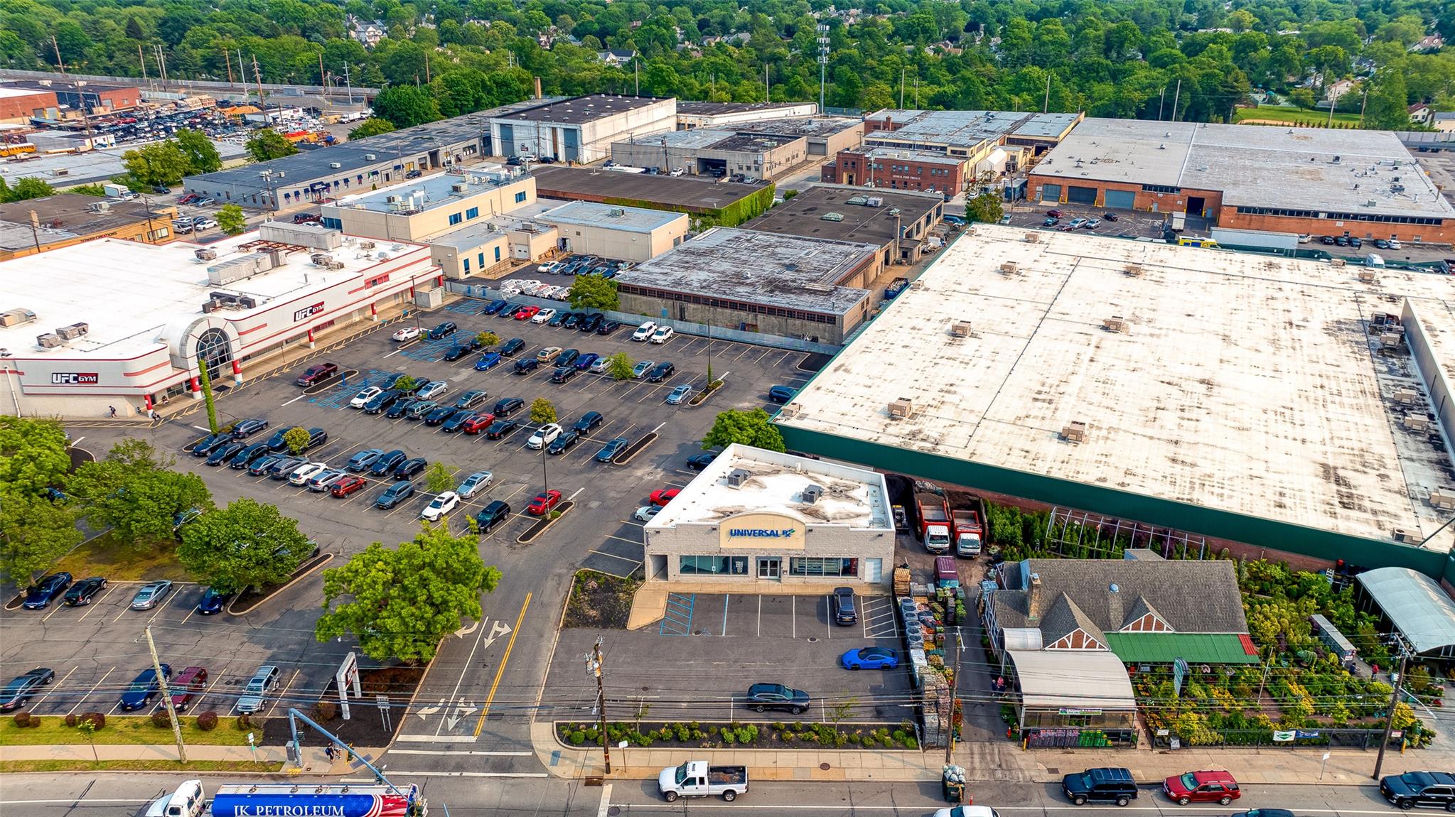 #10 photo, 2002 Jericho Turnpike, ナッソー郡 New Hyde Park , NY 11040