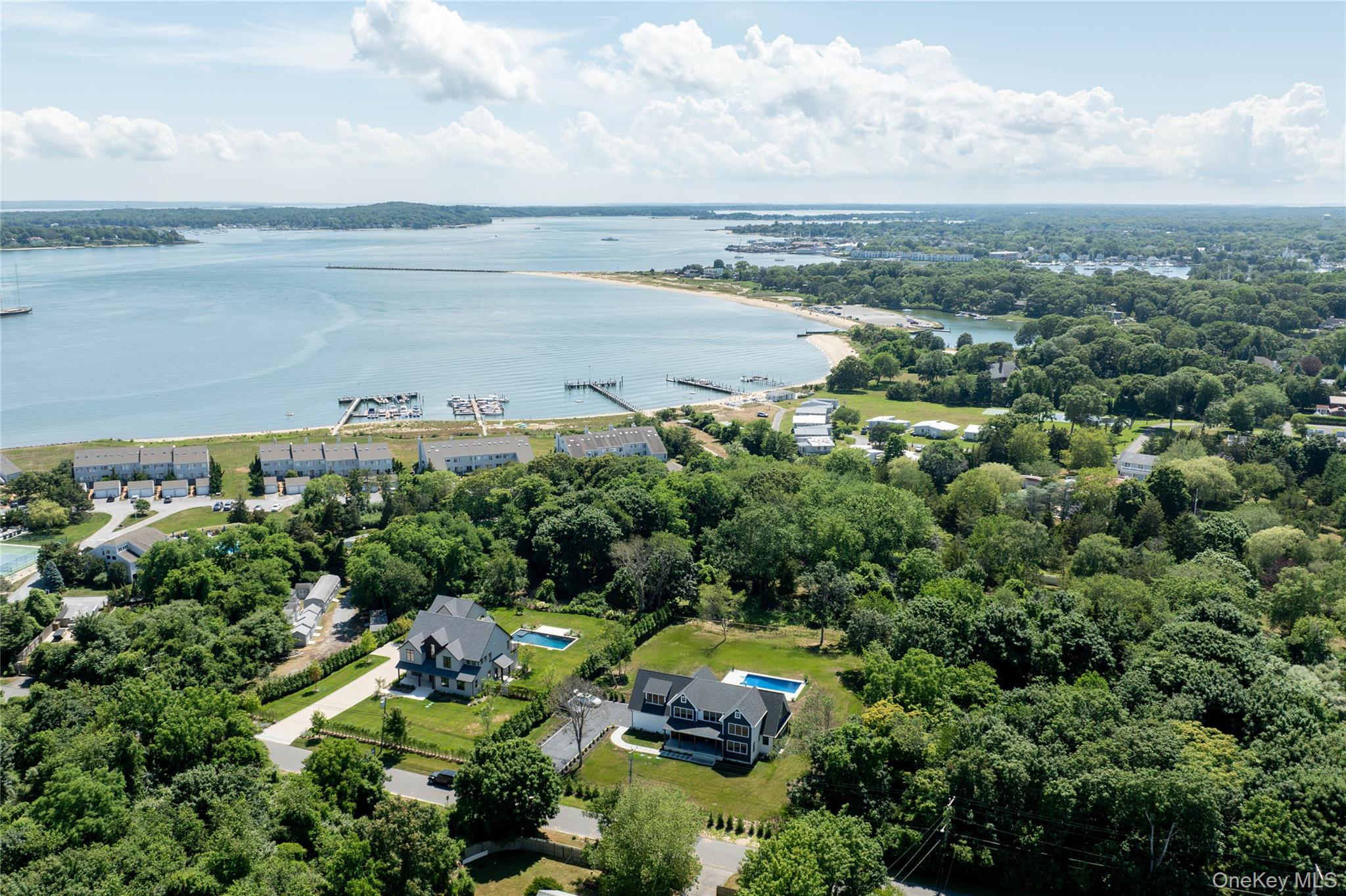 #1 photo, 2060 Shipyard Lane, サフォーク郡 East Marion , NY 11939