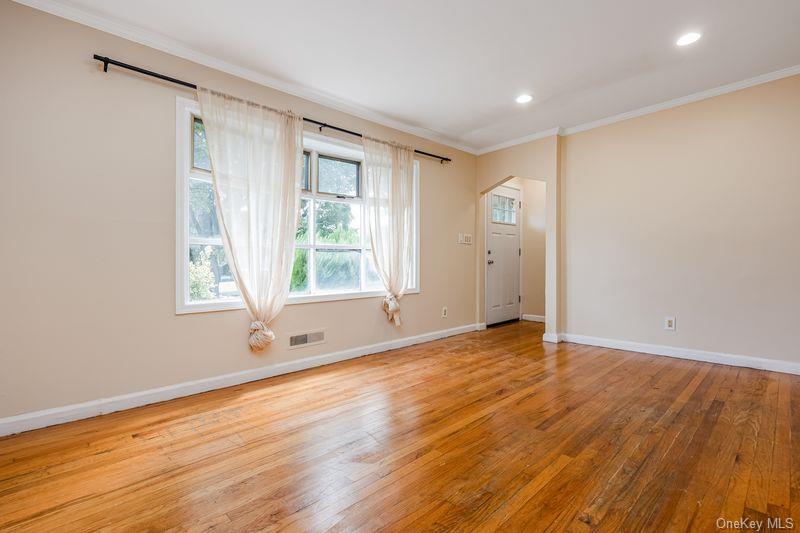 #15 photo, 1033 Tulsa Street, ナッソー郡 Uniondale , NY 11553