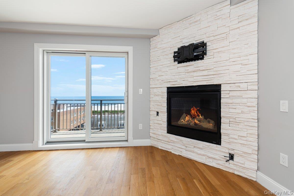 #10 photo, 661 W Broadway, ナッソー郡 Long Beach , NY 11561