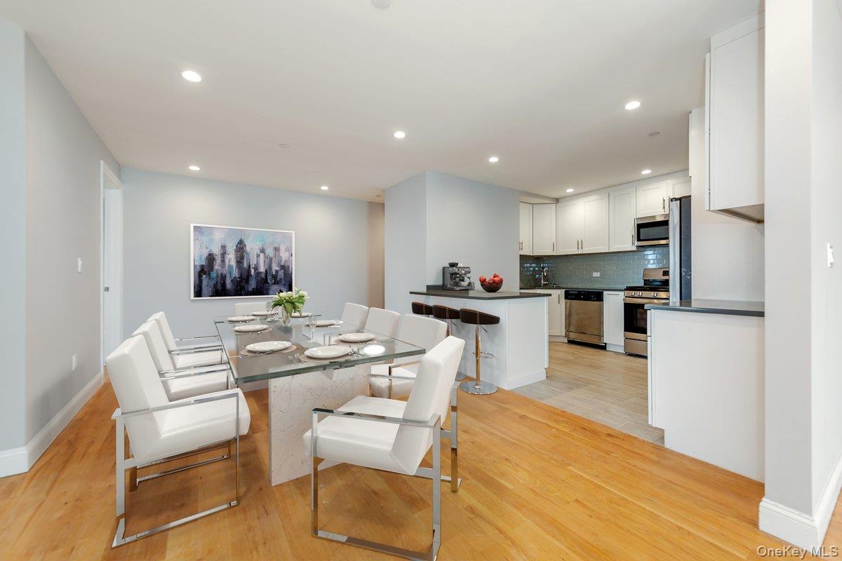 #11 photo, 661 W Broadway, ナッソー郡 Long Beach , NY 11561