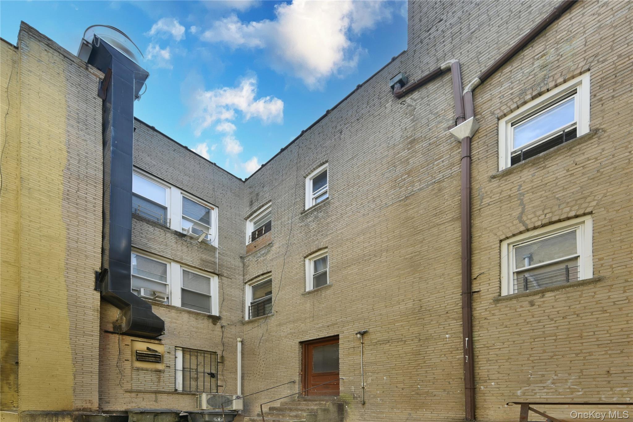 #8 photo, 108-03 101st Avenue, クイーンズ区 Richmond Hill S. , NY 11419