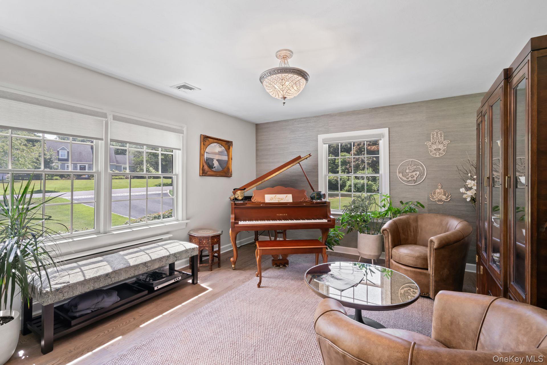 #12 photo, 14 Thorman Lane, サフォーク郡 Huntington , NY 11743