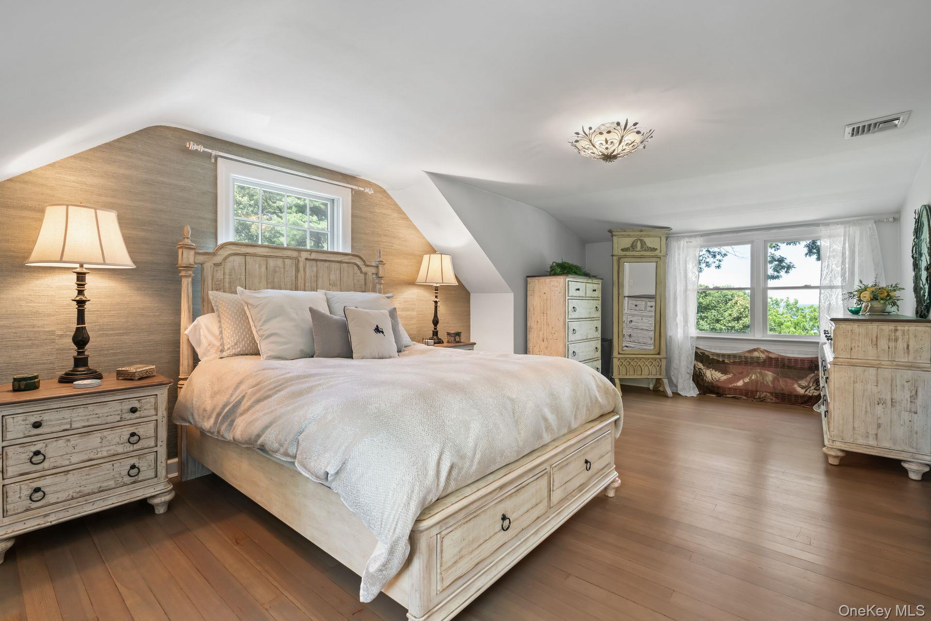 #14 photo, 14 Thorman Lane, サフォーク郡 Huntington , NY 11743